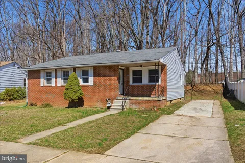 MLS: MDBC2159310