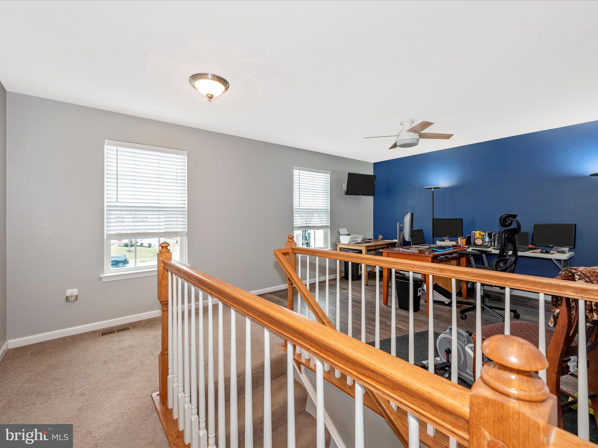 OAK CREEK - Residential