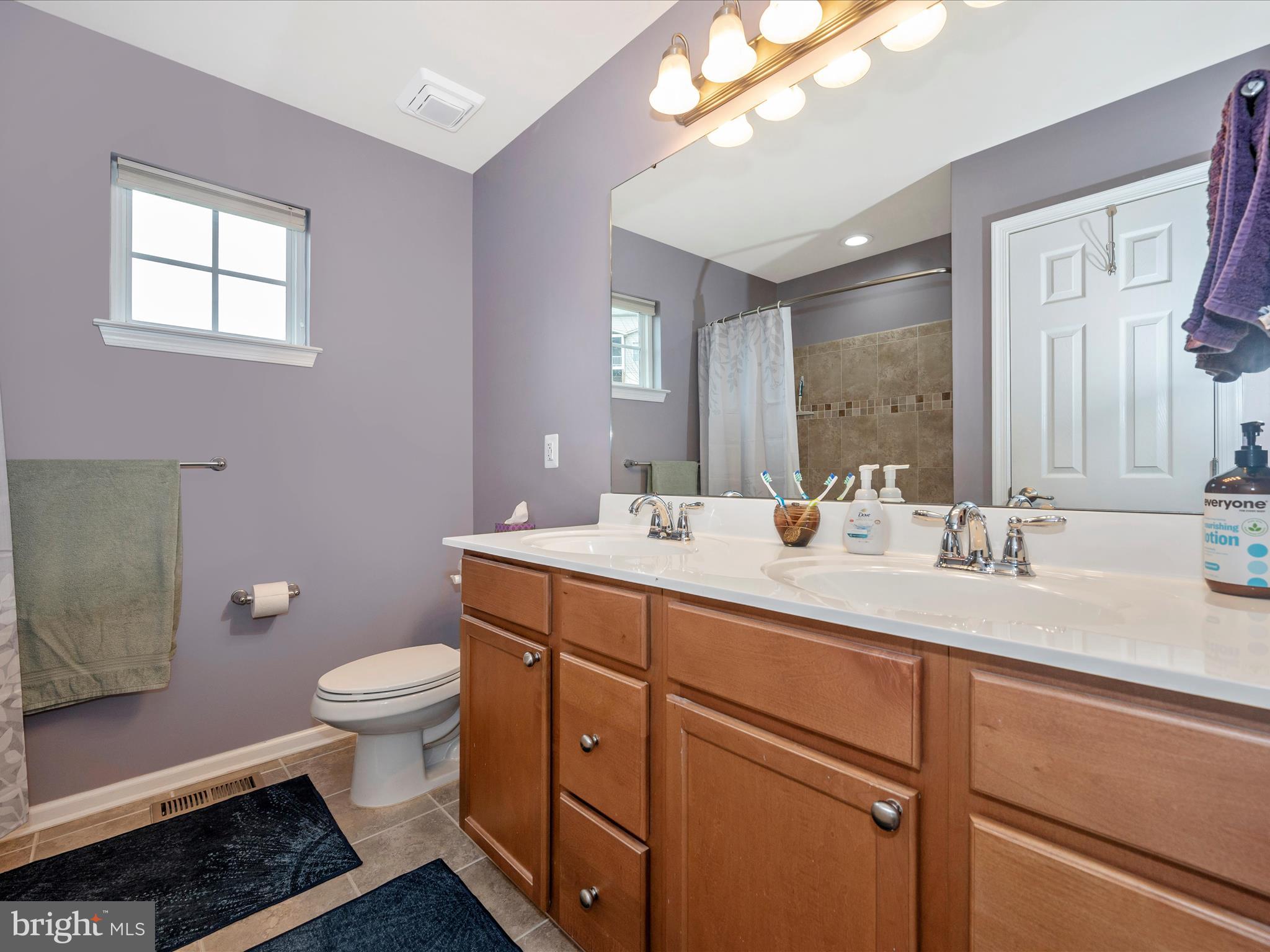 OAK CREEK - Residential