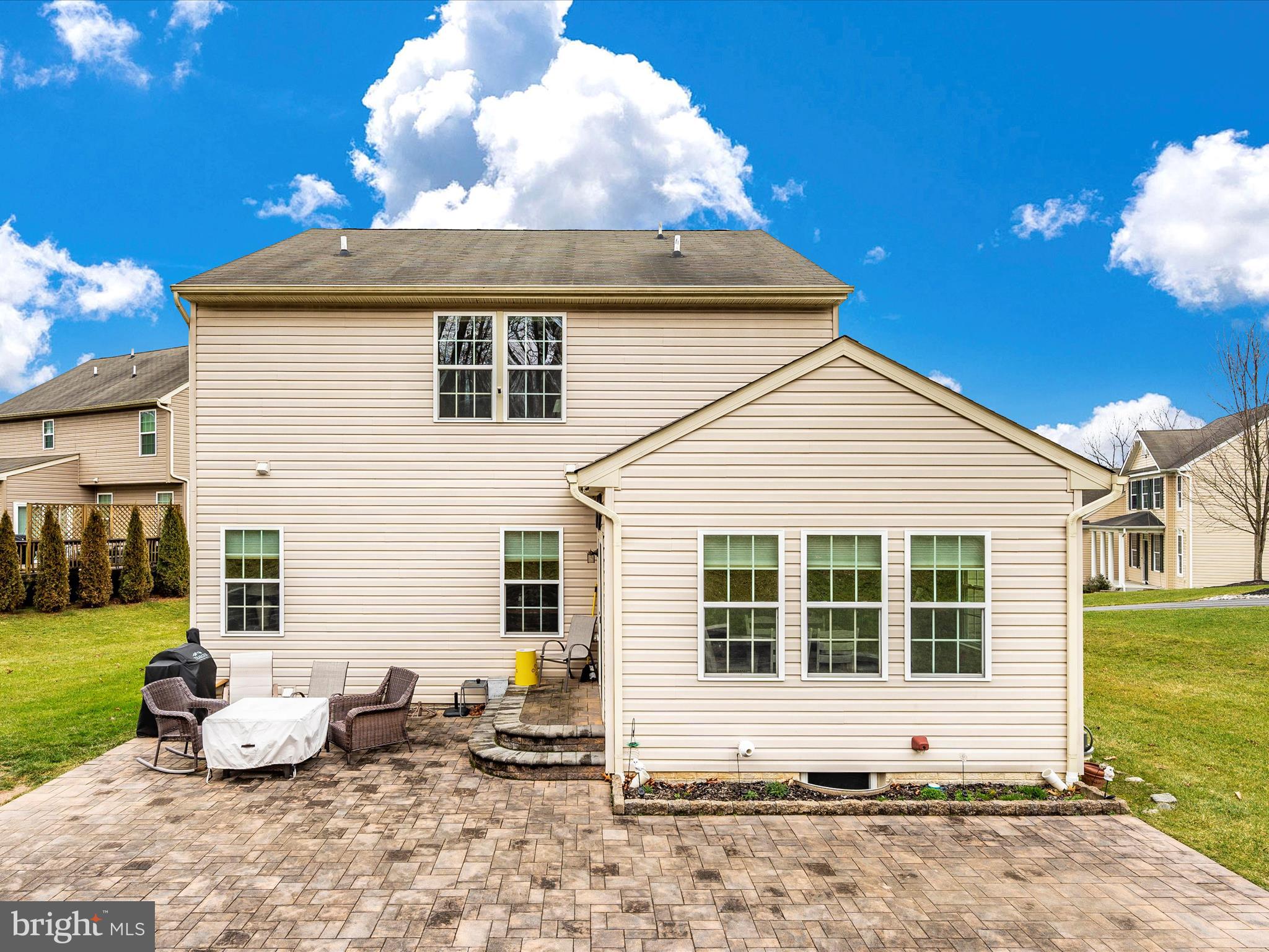 OAK CREEK - Residential