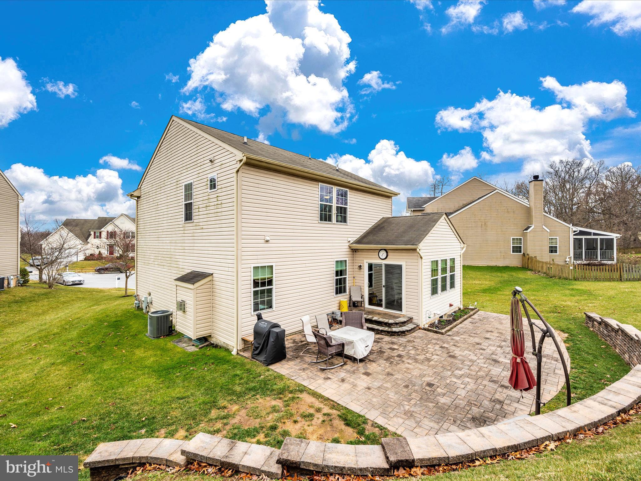 OAK CREEK - Residential