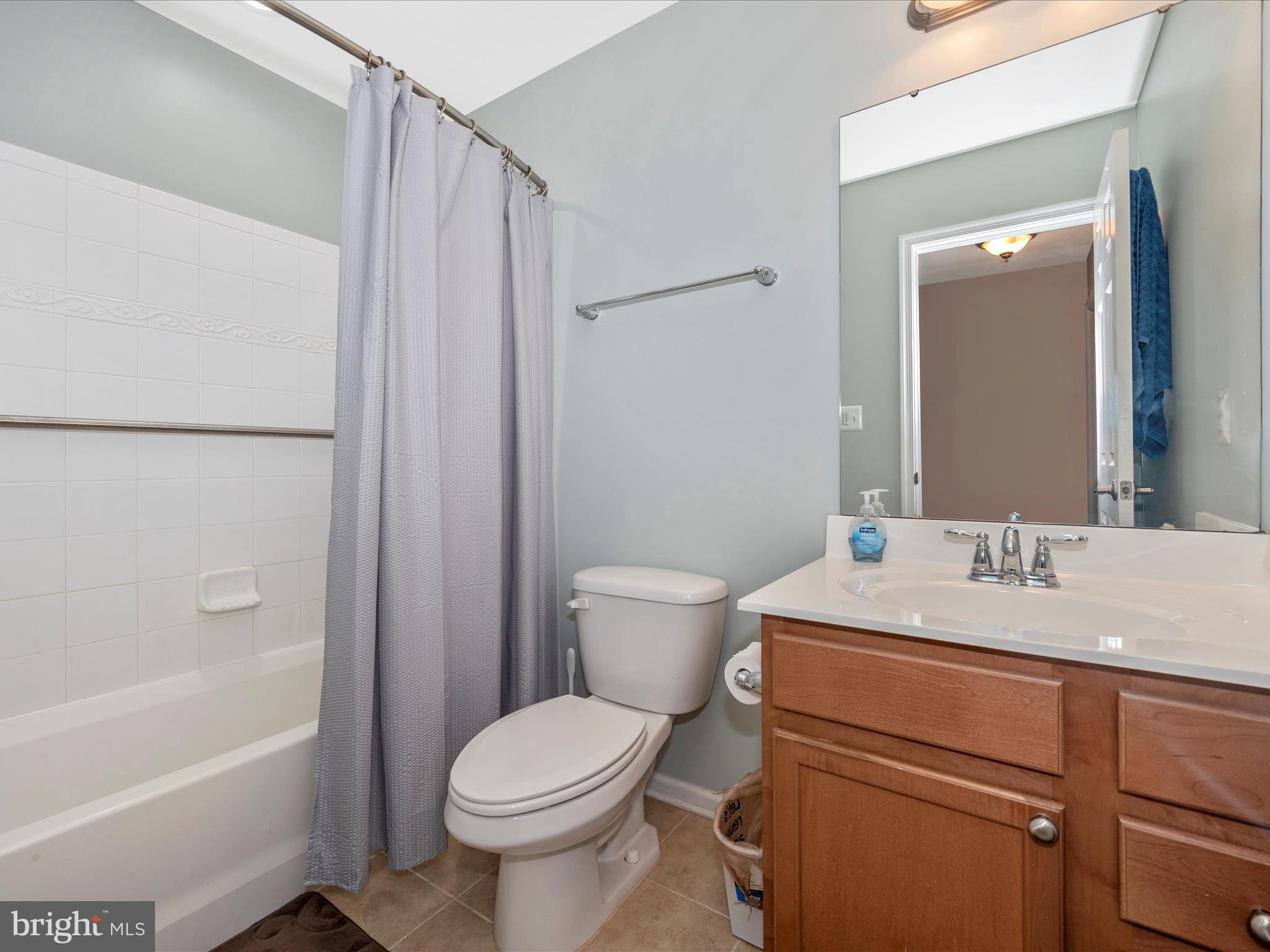 OAK CREEK - Residential