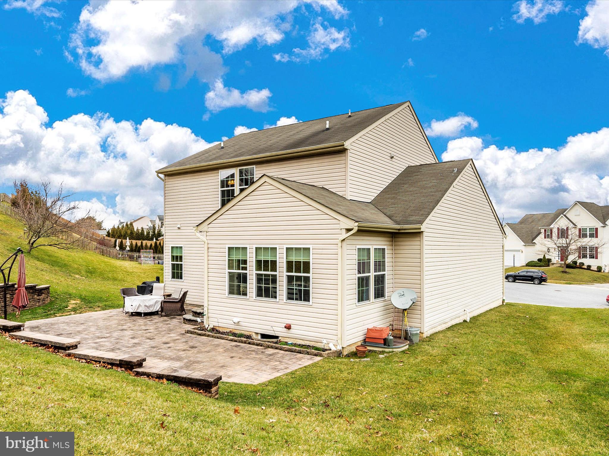 OAK CREEK - Residential