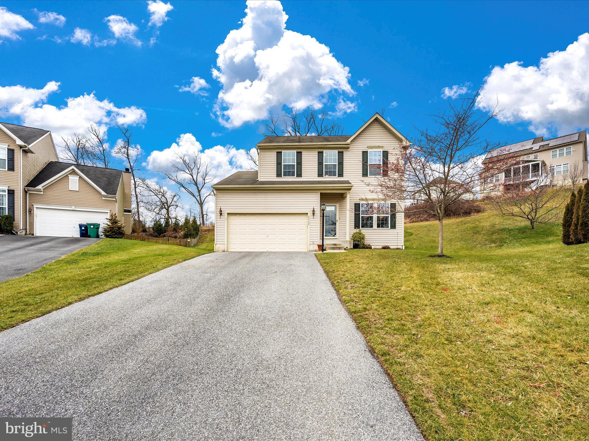 OAK CREEK - Residential