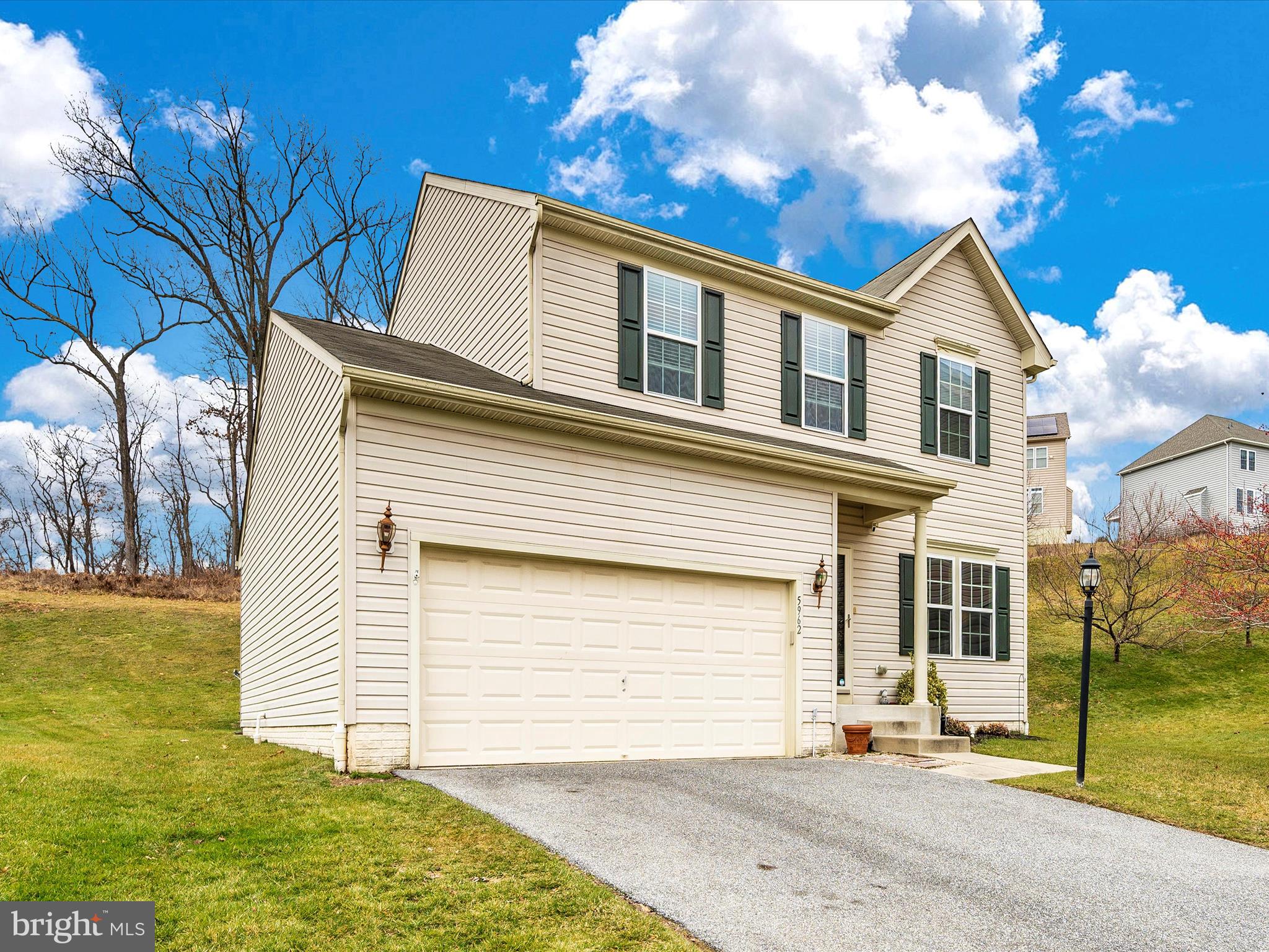 OAK CREEK - Residential