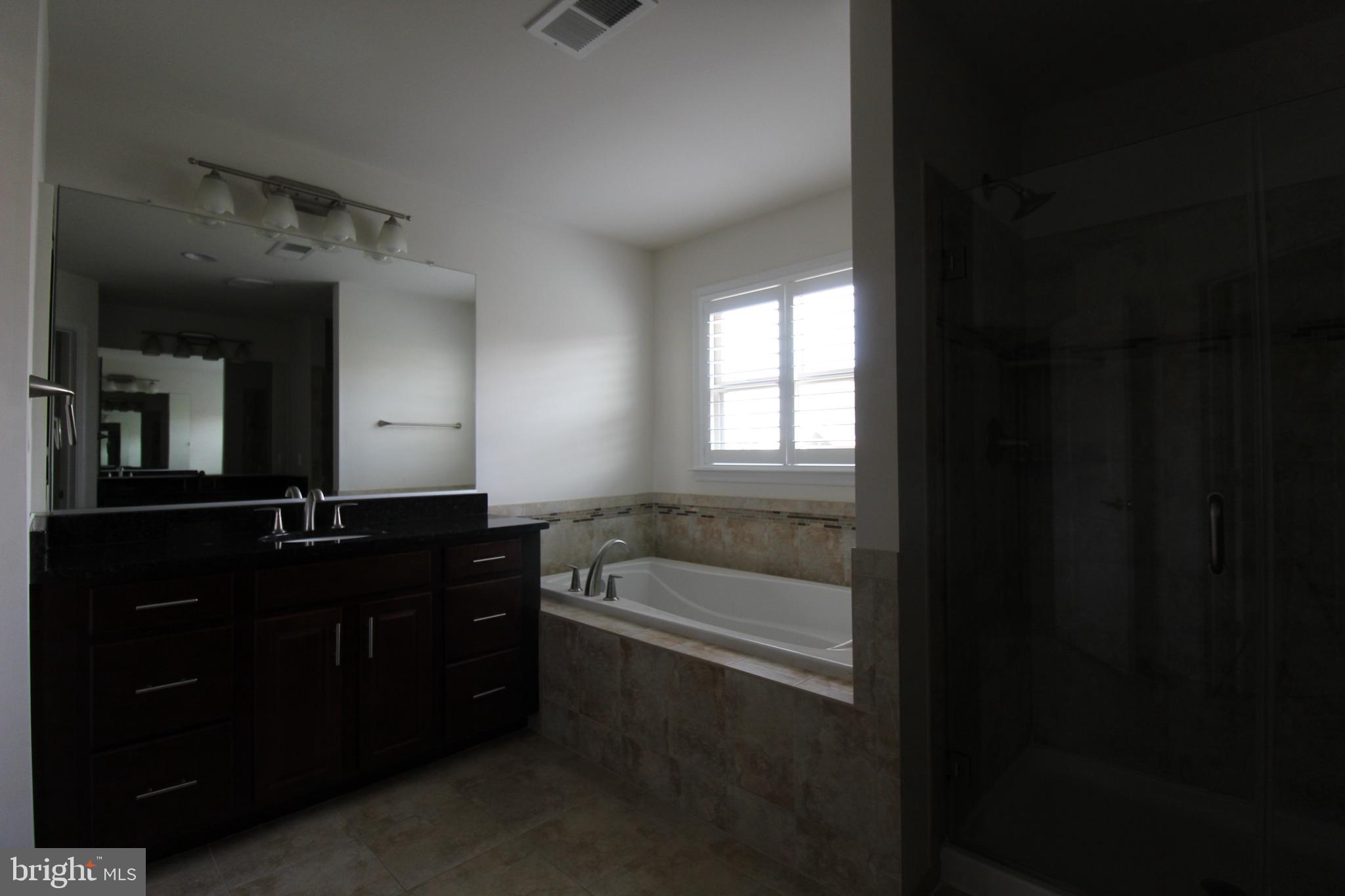 EASTVIEW AT STONE RIDGE - Residential Lease