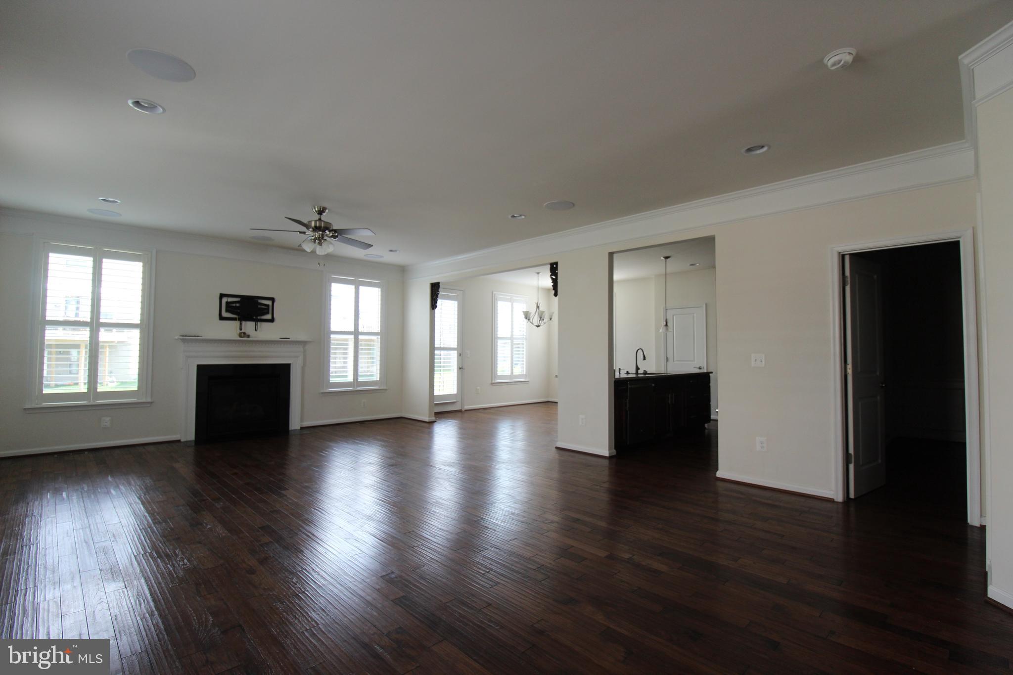 EASTVIEW AT STONE RIDGE - Residential Lease