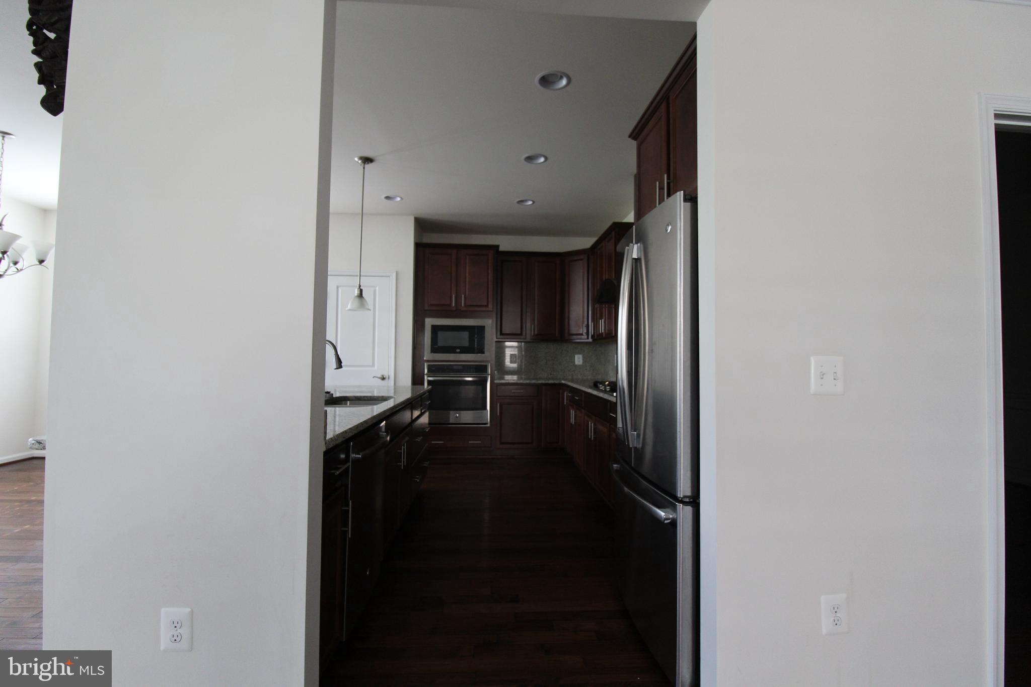 EASTVIEW AT STONE RIDGE - Residential Lease