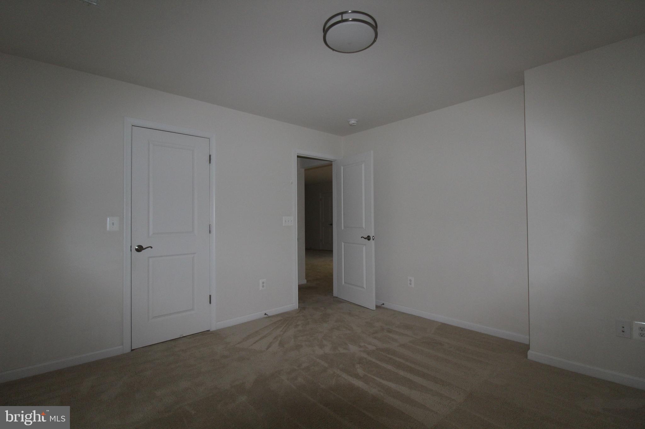 EASTVIEW AT STONE RIDGE - Residential Lease