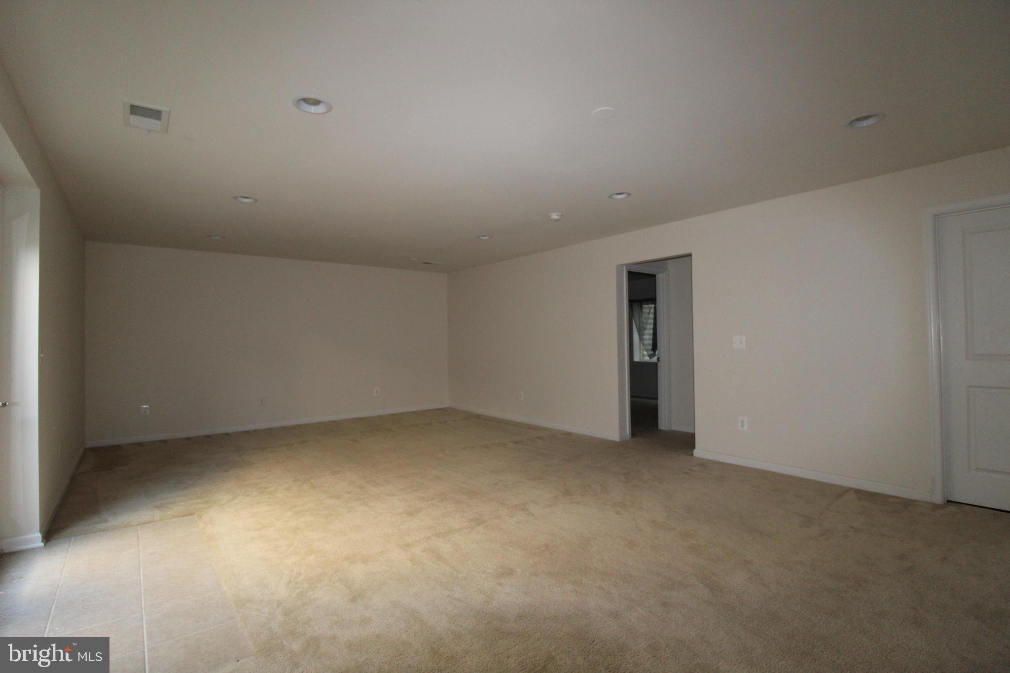 EASTVIEW AT STONE RIDGE - Residential Lease