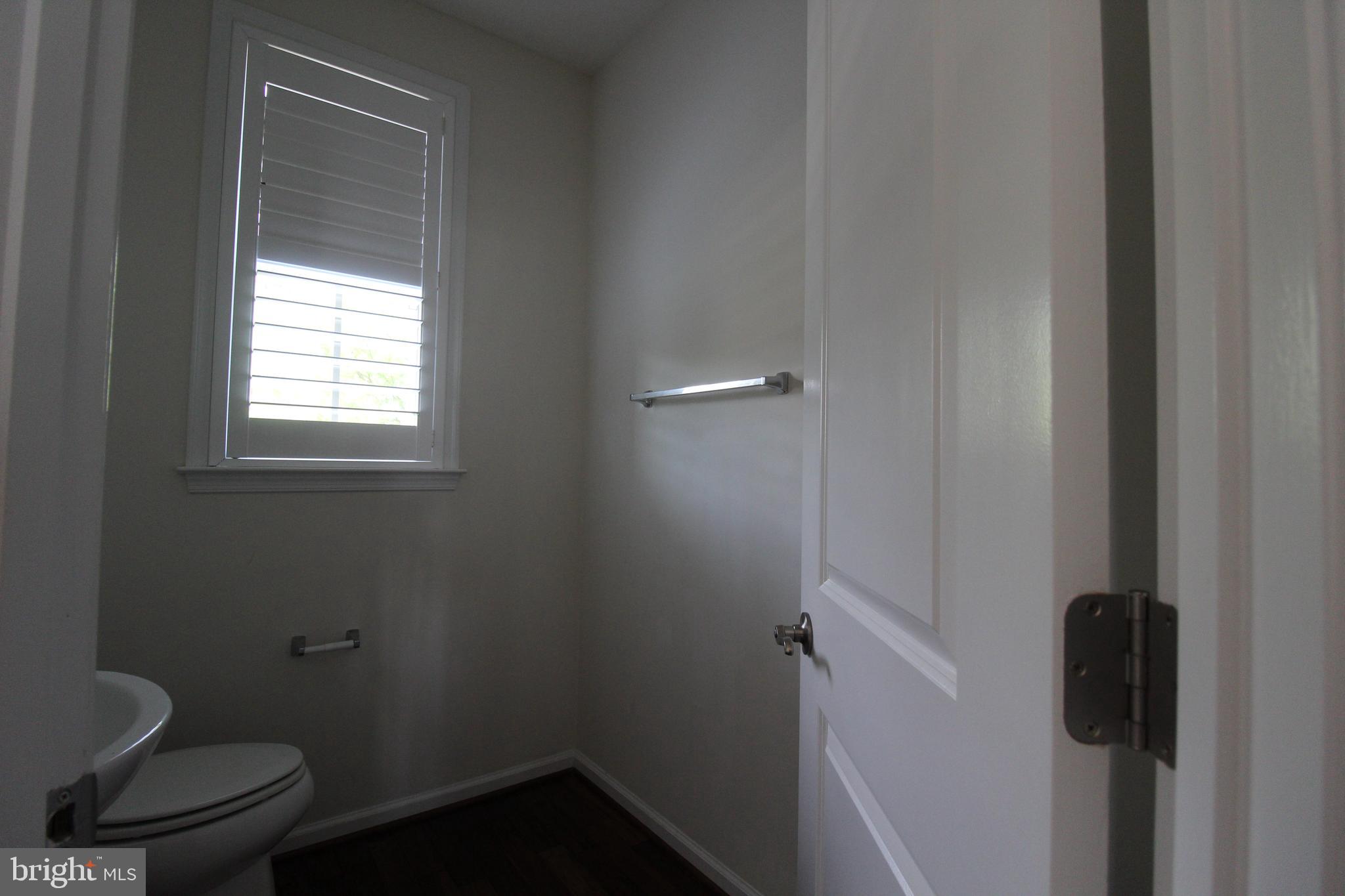 EASTVIEW AT STONE RIDGE - Residential Lease