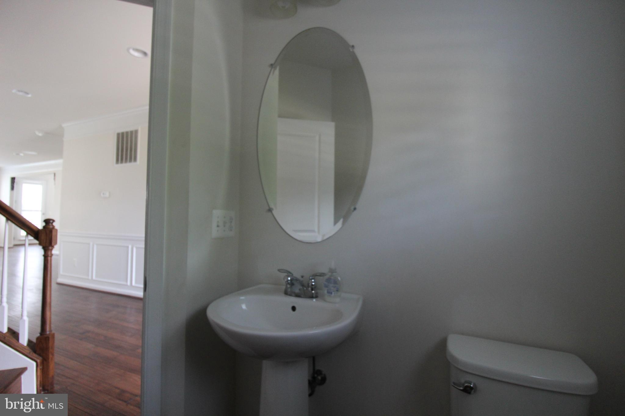 EASTVIEW AT STONE RIDGE - Residential Lease