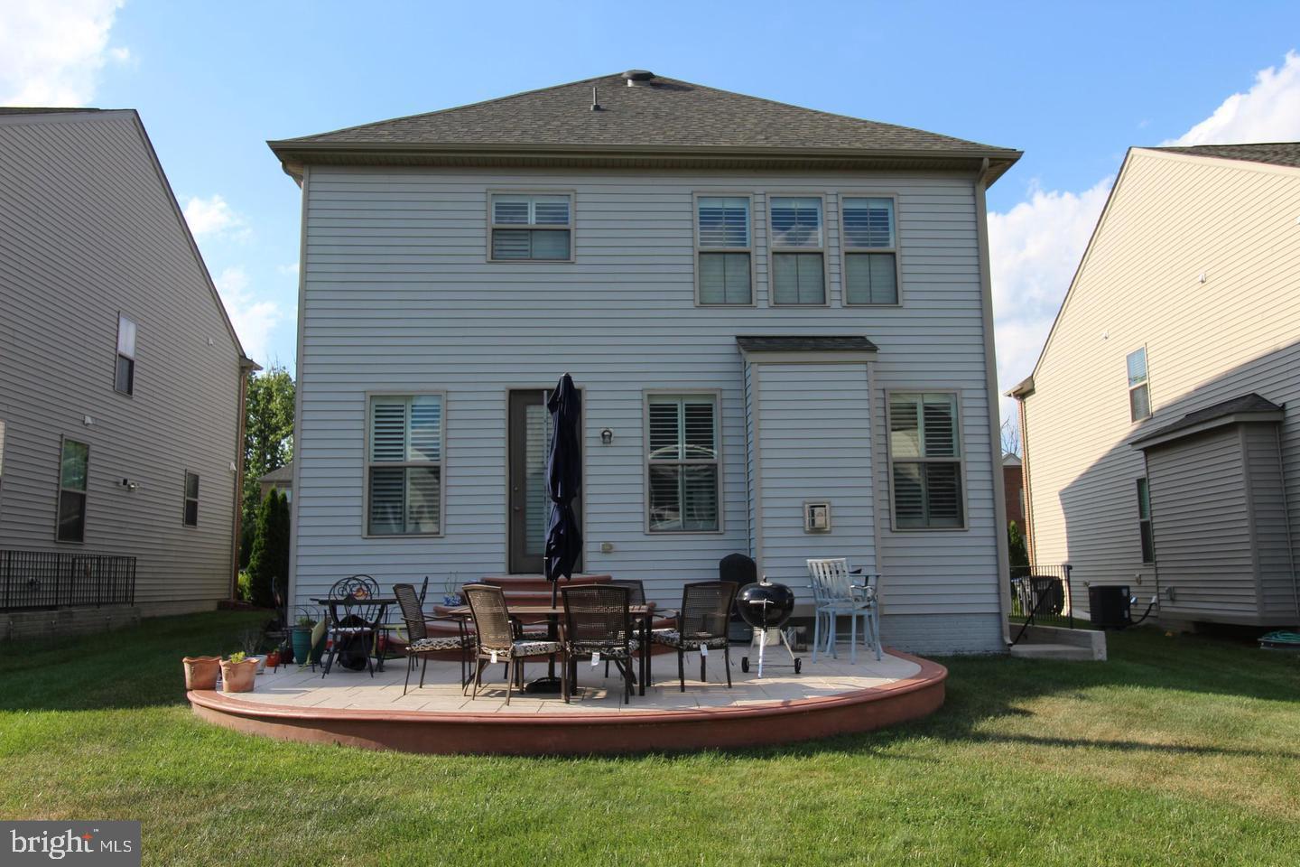 EASTVIEW AT STONE RIDGE - Residential Lease