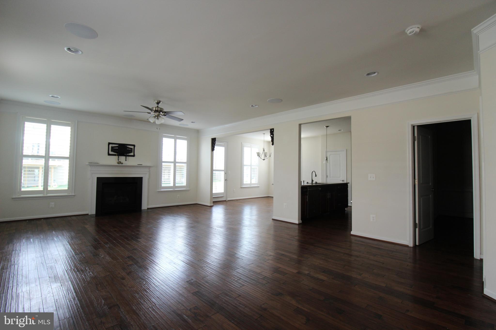 EASTVIEW AT STONE RIDGE - Residential Lease