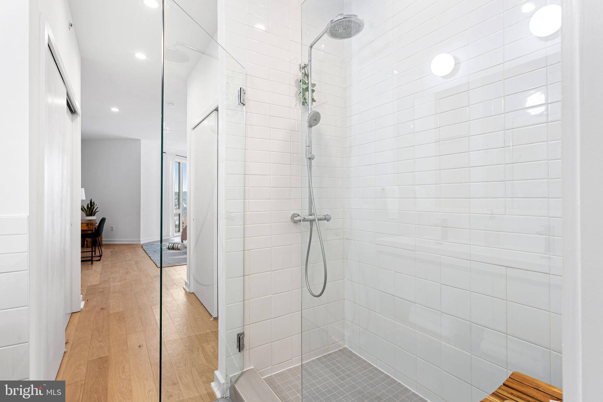 MANAYUNK - Residential