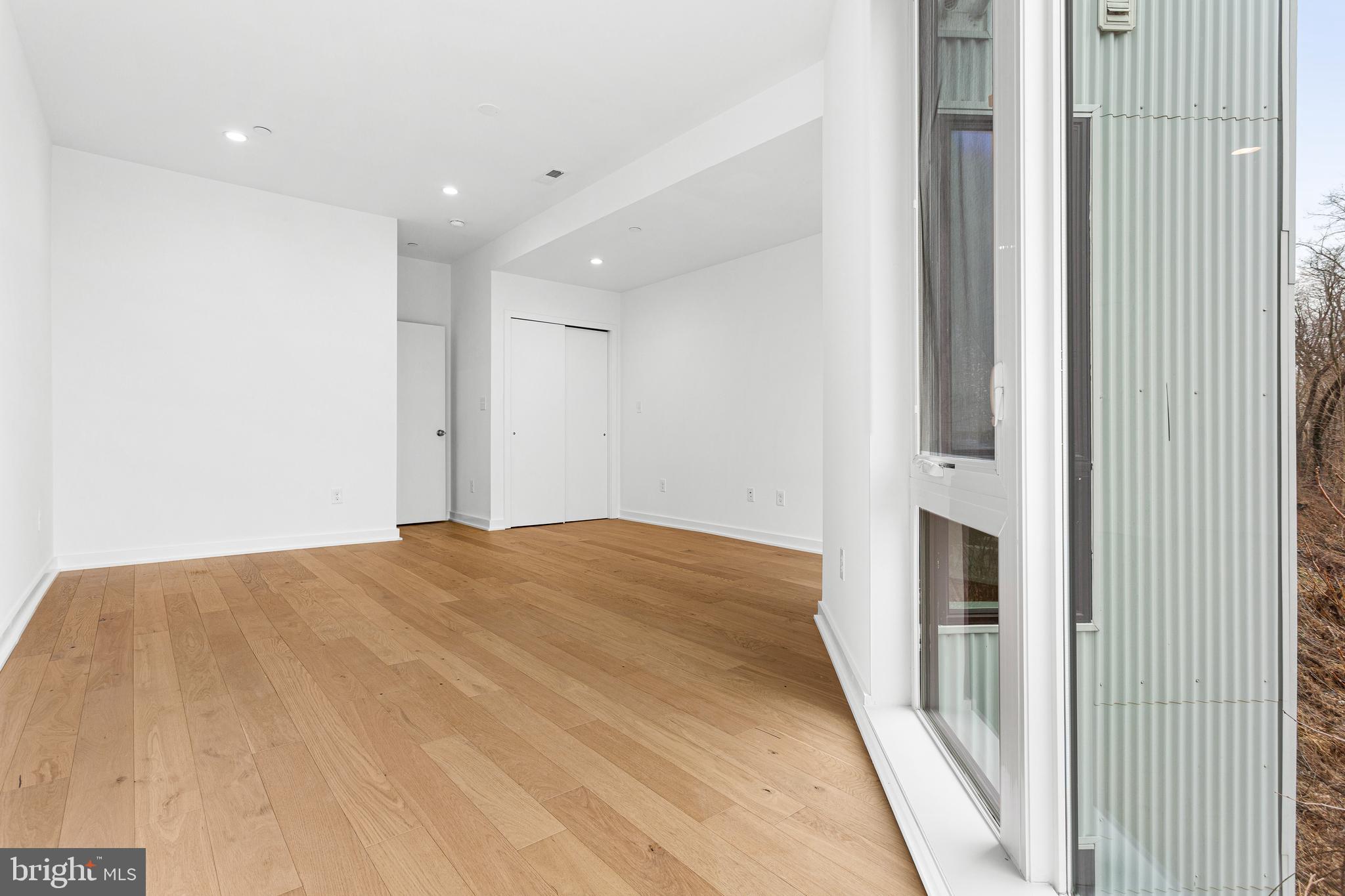 MANAYUNK - Residential