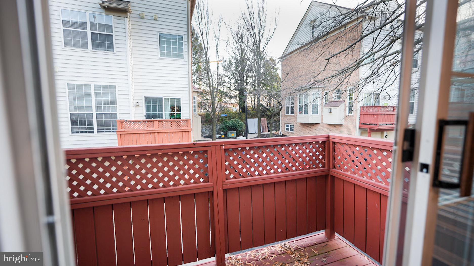 LINCOLNIA - Residential