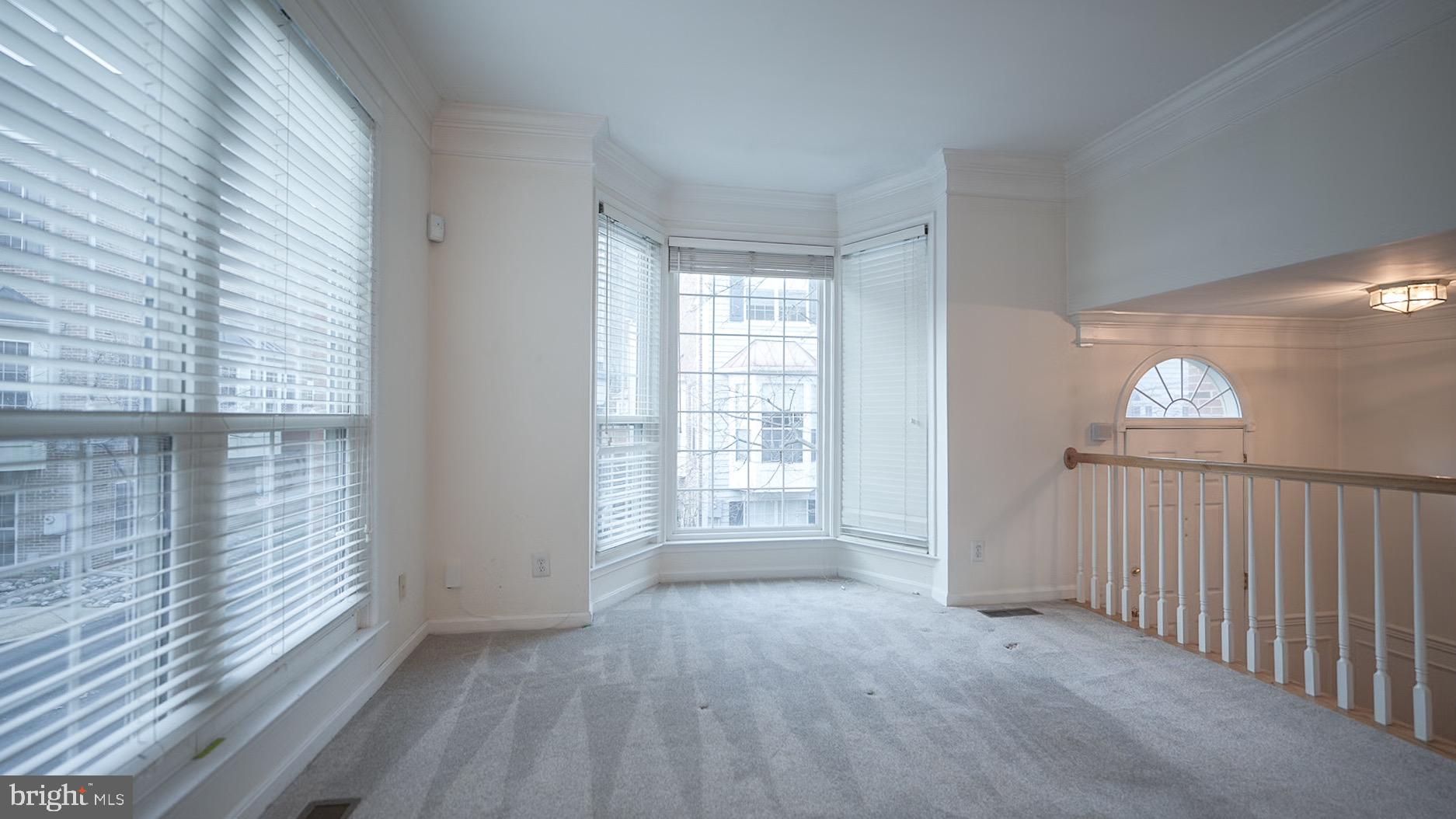 LINCOLNIA - Residential