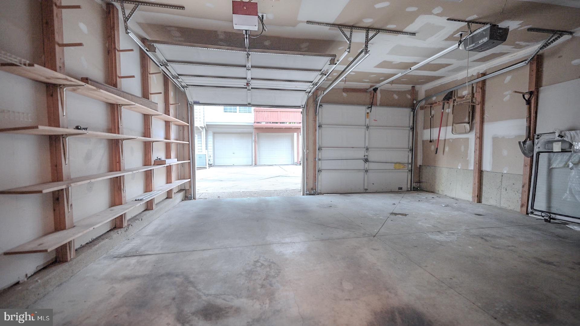 LINCOLNIA - Residential