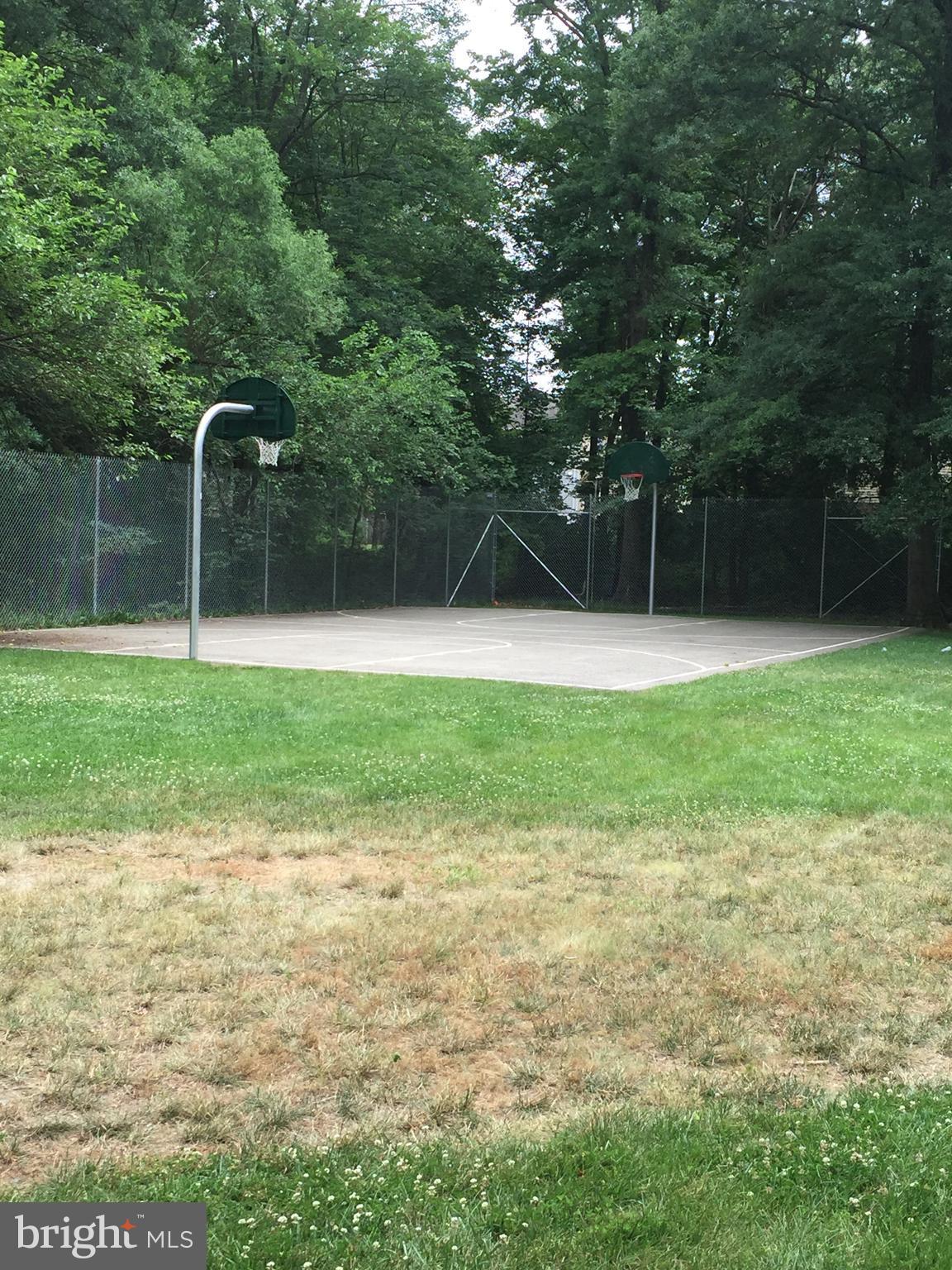 ARBORY CONDO-PHASE 4> - Residential