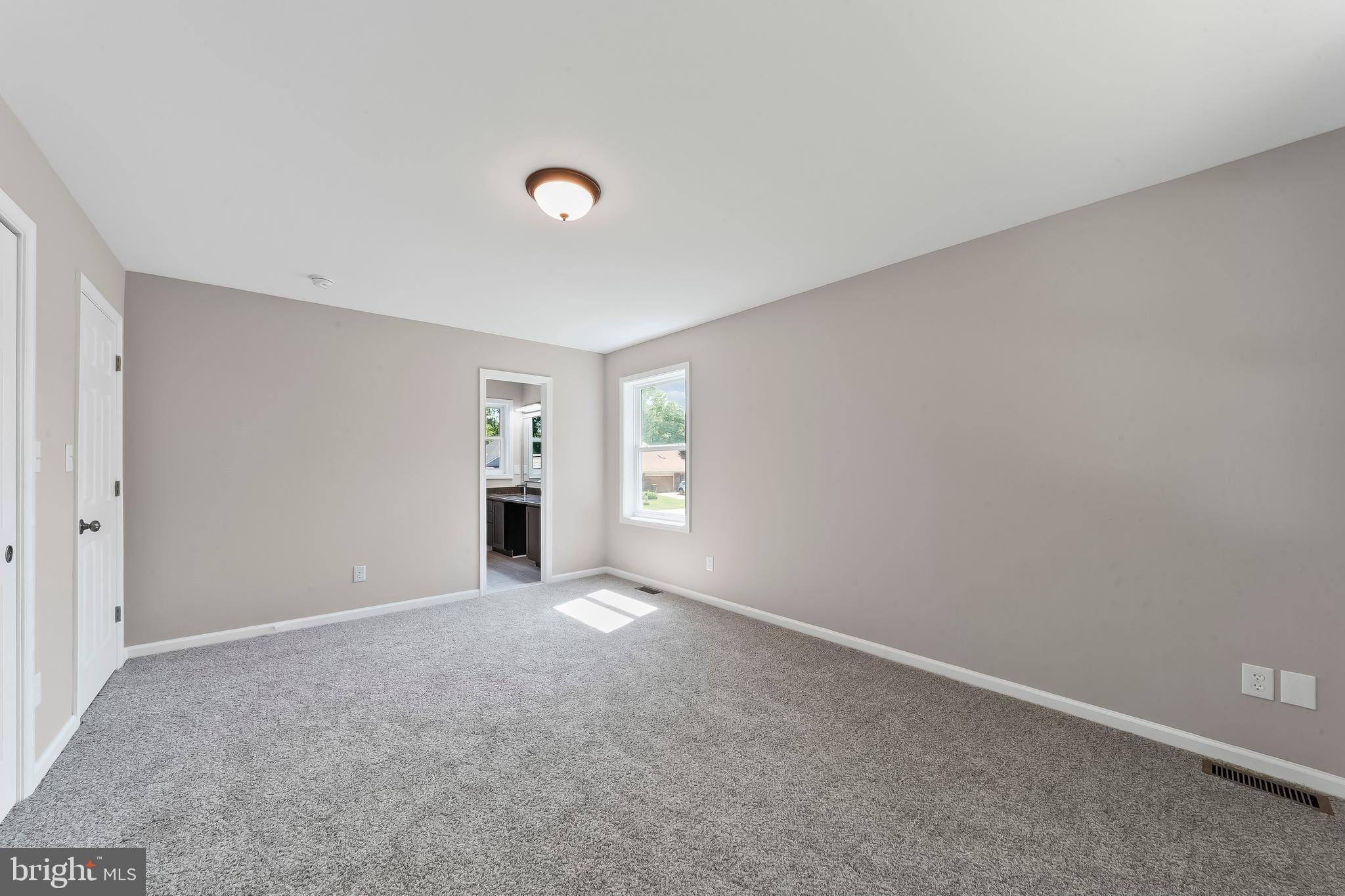 WRANGLE HILL ESTATES - Residential