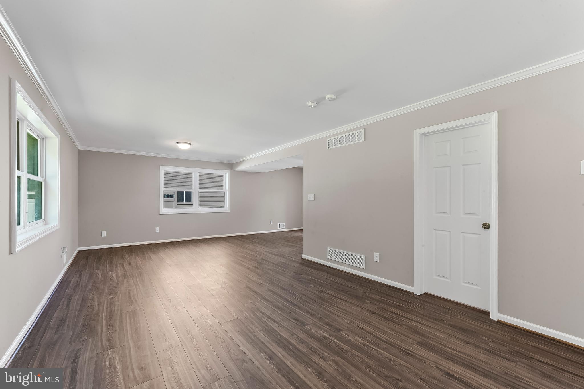 WRANGLE HILL ESTATES - Residential