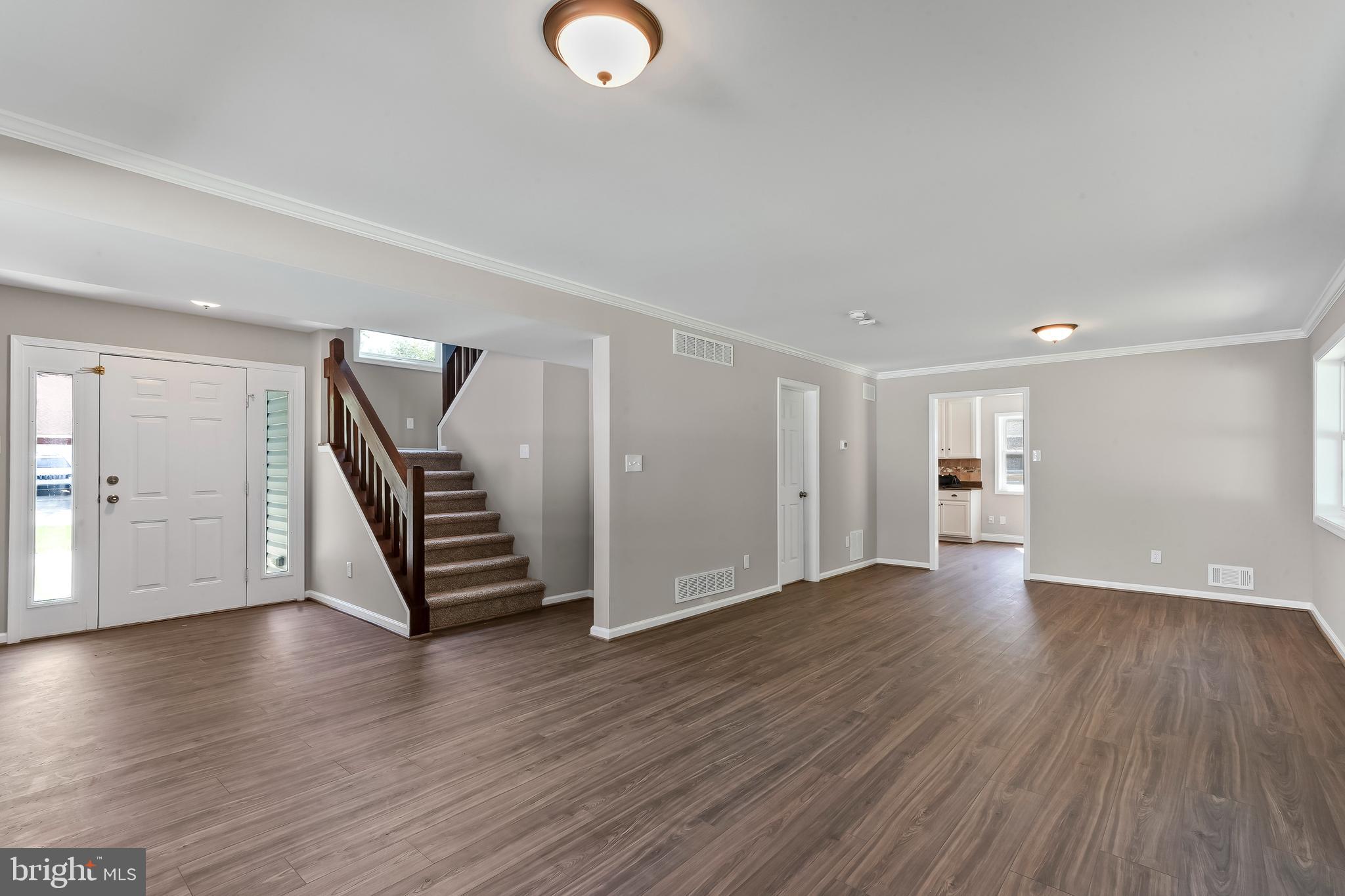 WRANGLE HILL ESTATES - Residential