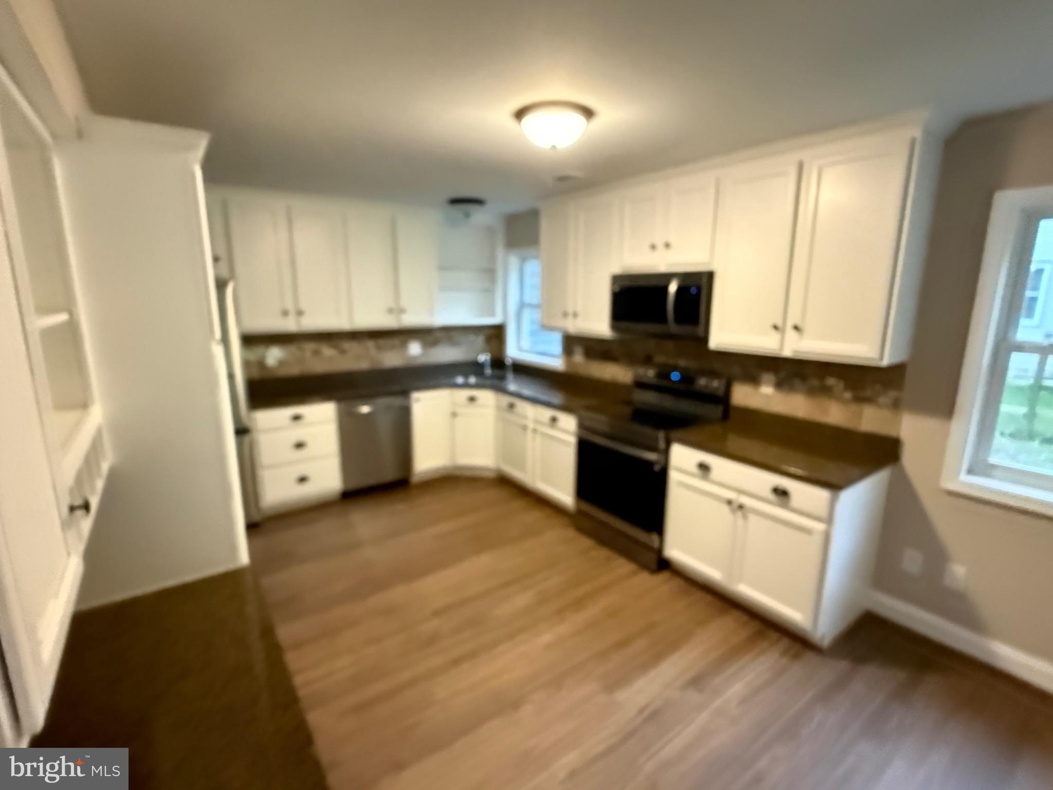 WRANGLE HILL ESTATES - Residential