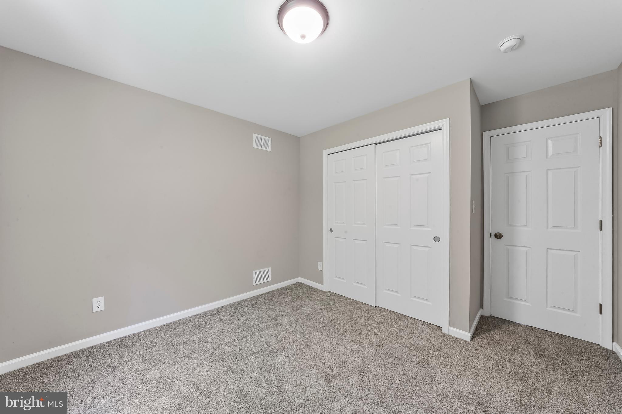 WRANGLE HILL ESTATES - Residential