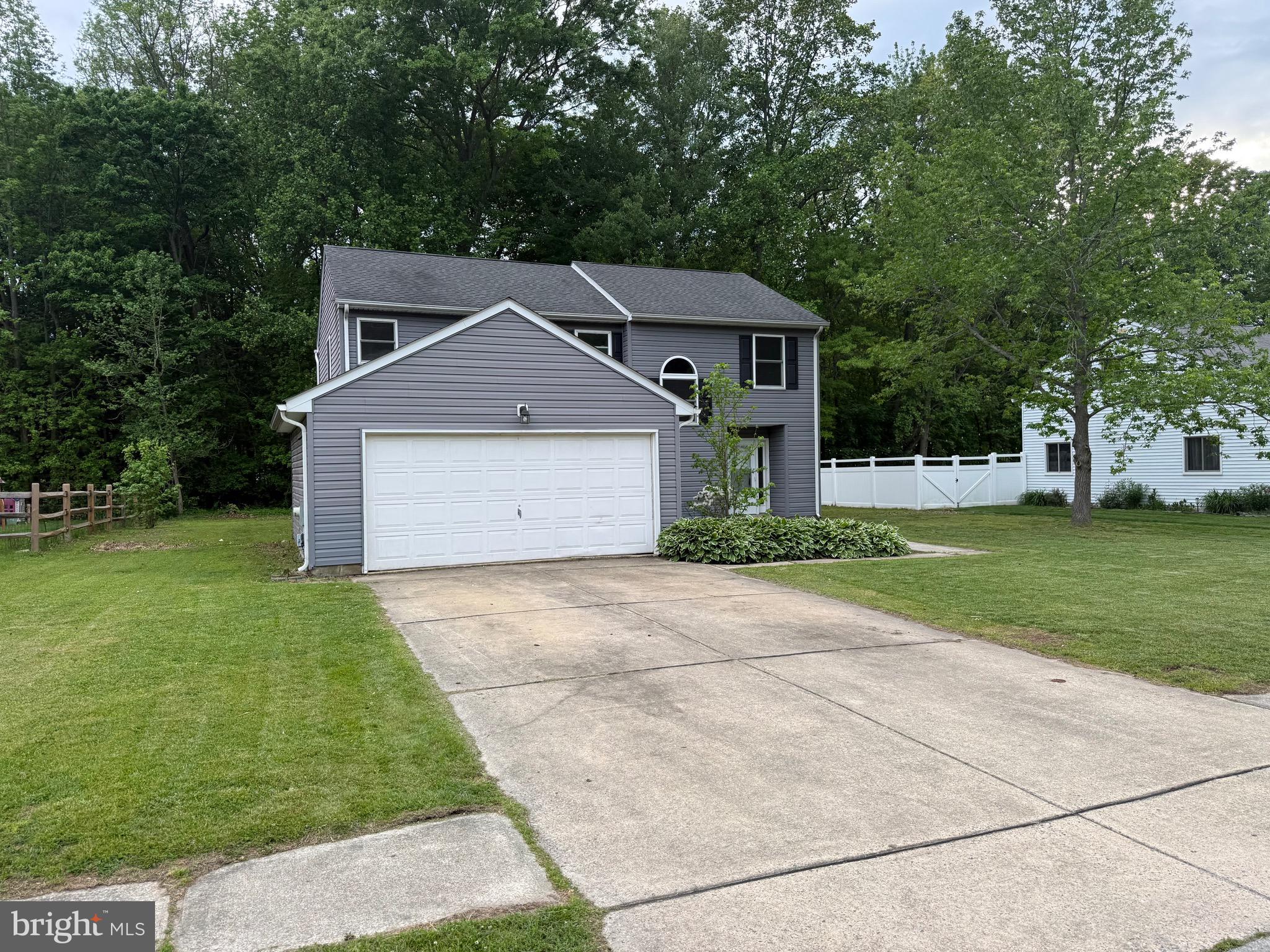 WRANGLE HILL ESTATES - Residential