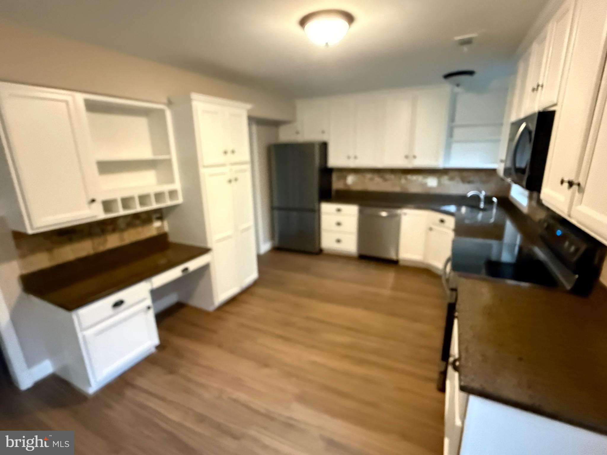 WRANGLE HILL ESTATES - Residential