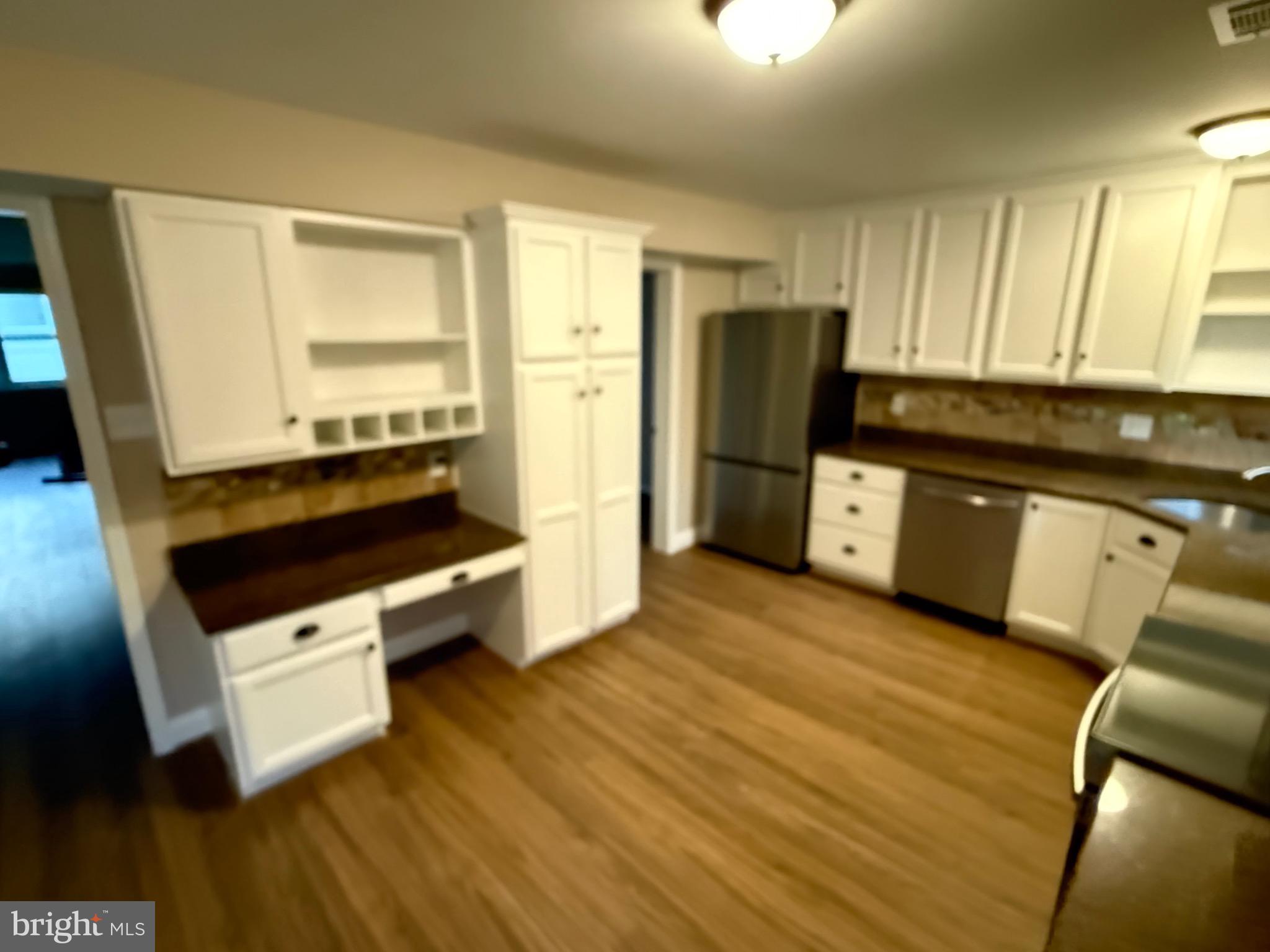 WRANGLE HILL ESTATES - Residential
