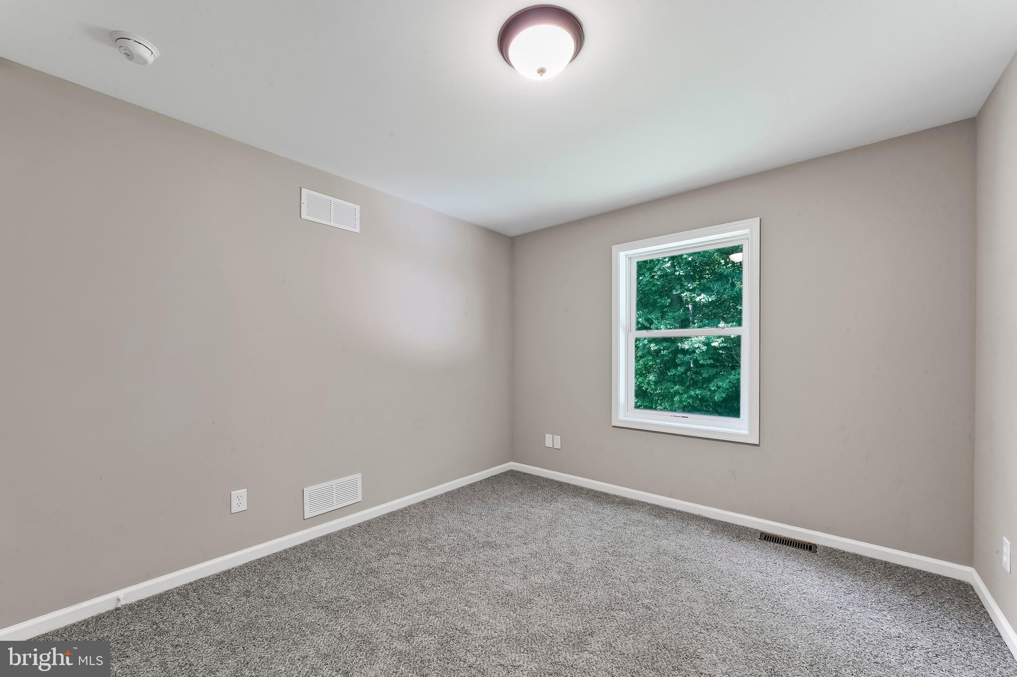 WRANGLE HILL ESTATES - Residential