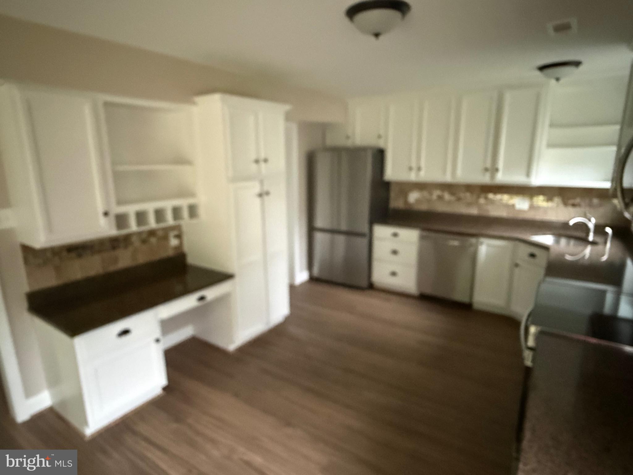 WRANGLE HILL ESTATES - Residential