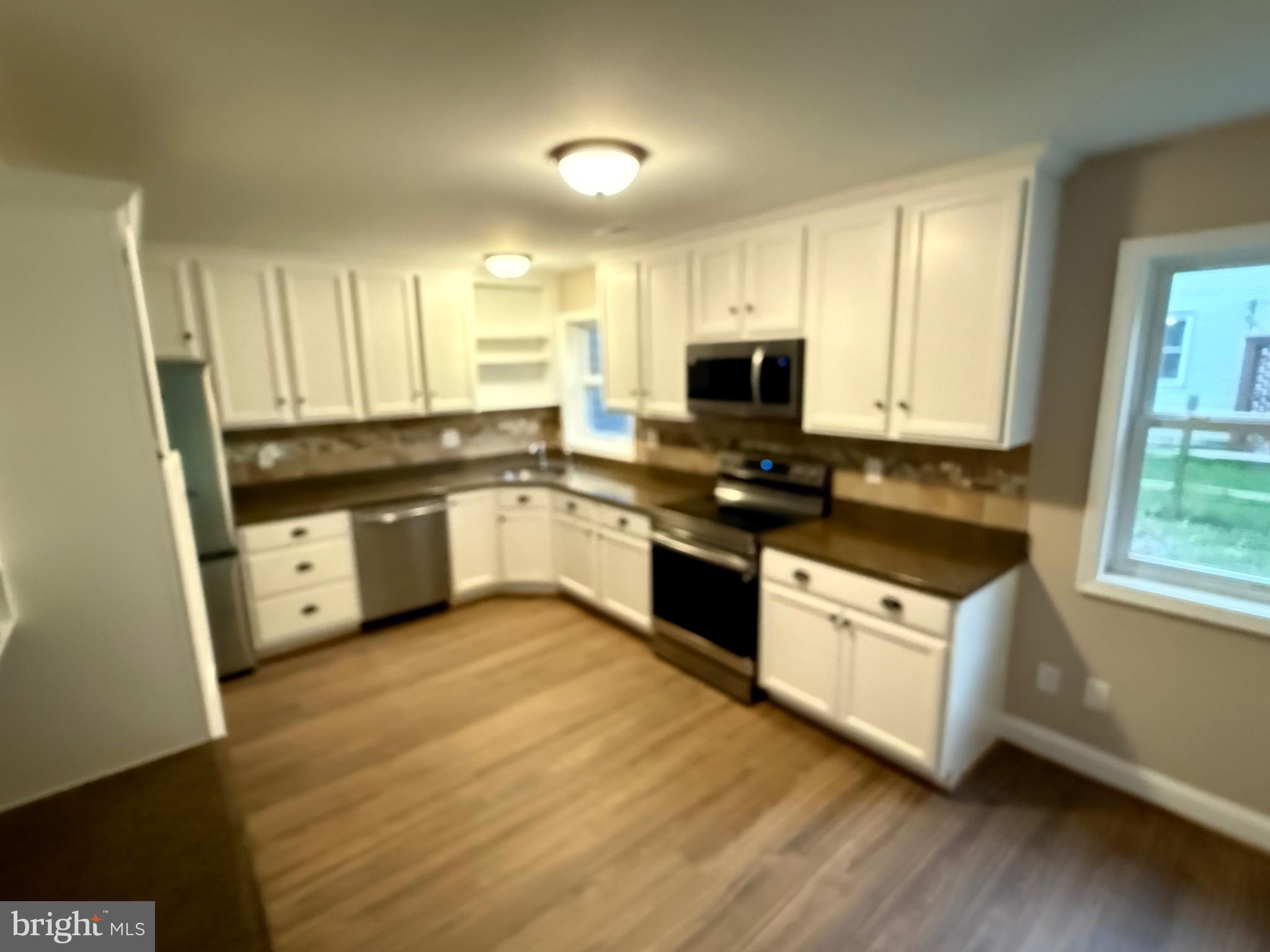 WRANGLE HILL ESTATES - Residential