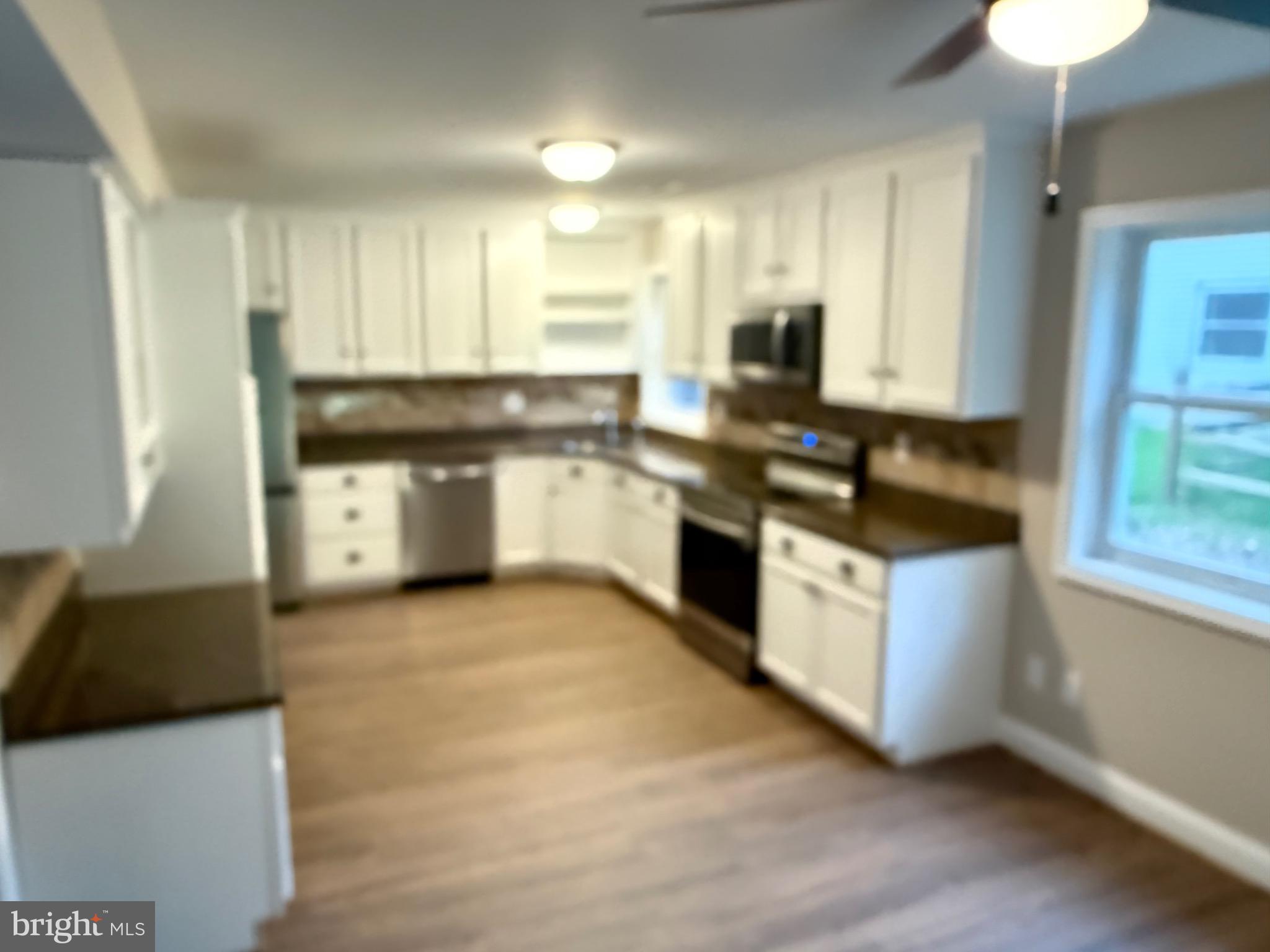 WRANGLE HILL ESTATES - Residential