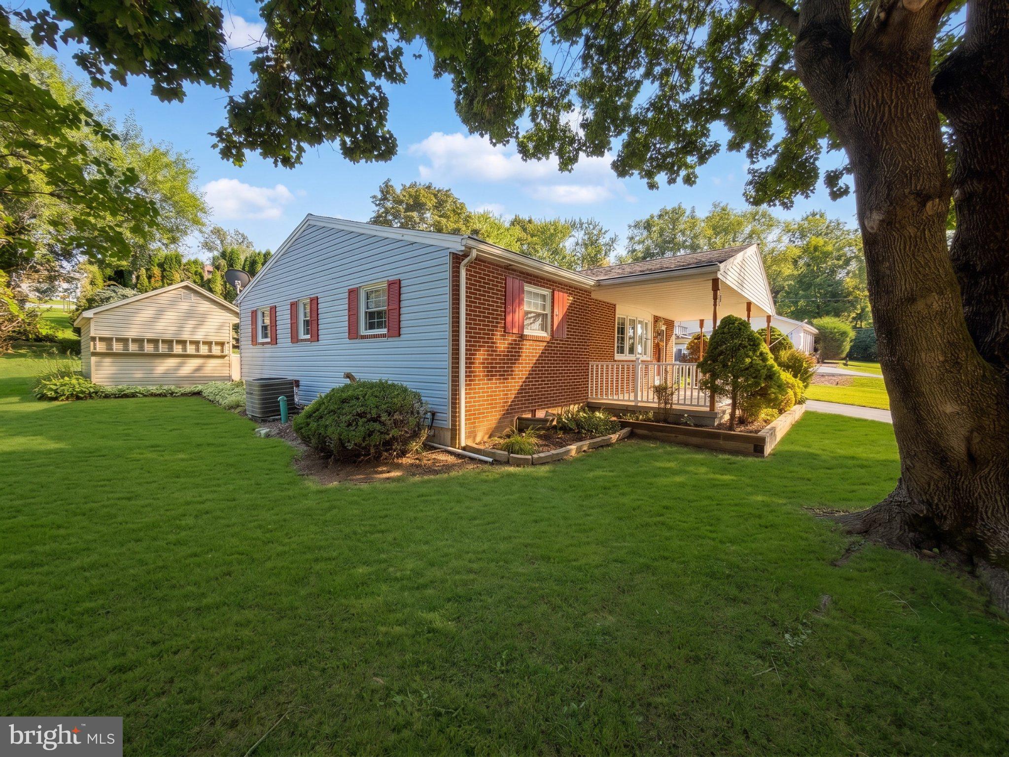 9421 E SPRINGFIELD