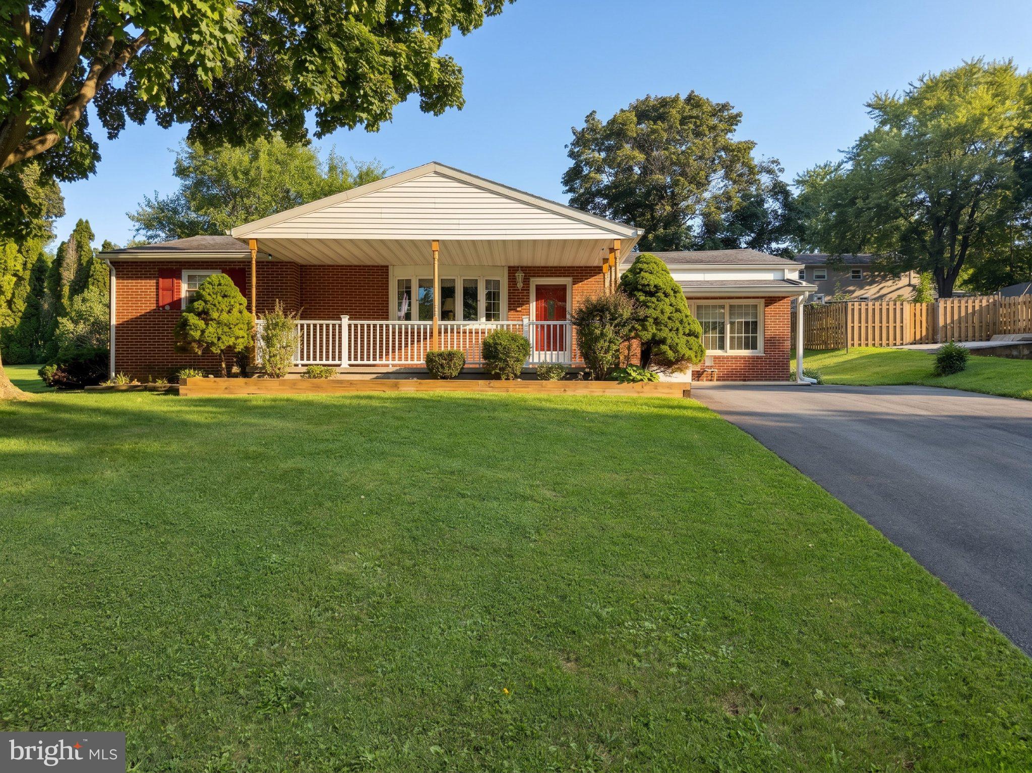 9421 E SPRINGFIELD
