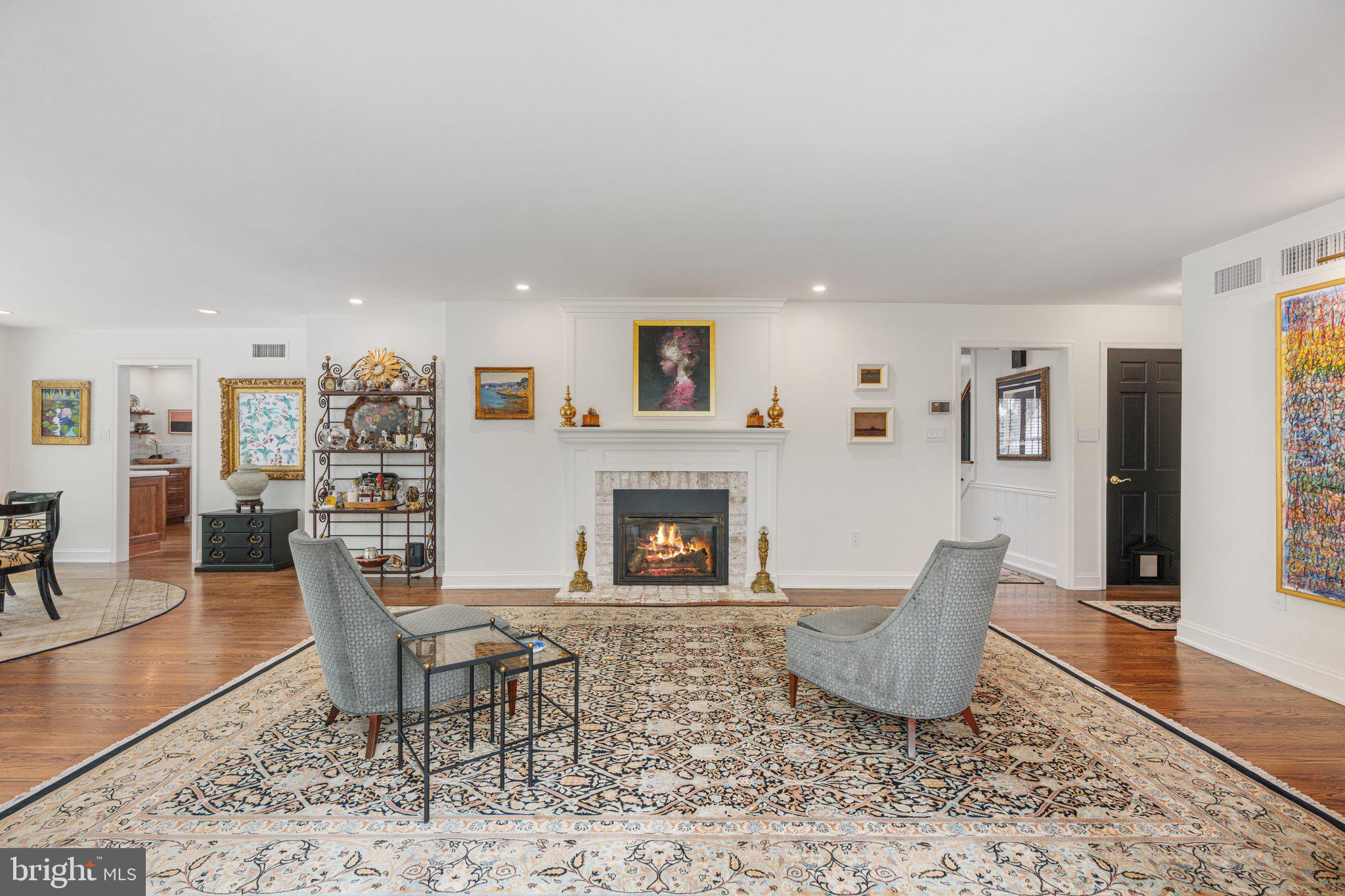 4704 SWEETBRIAR CIRCLE