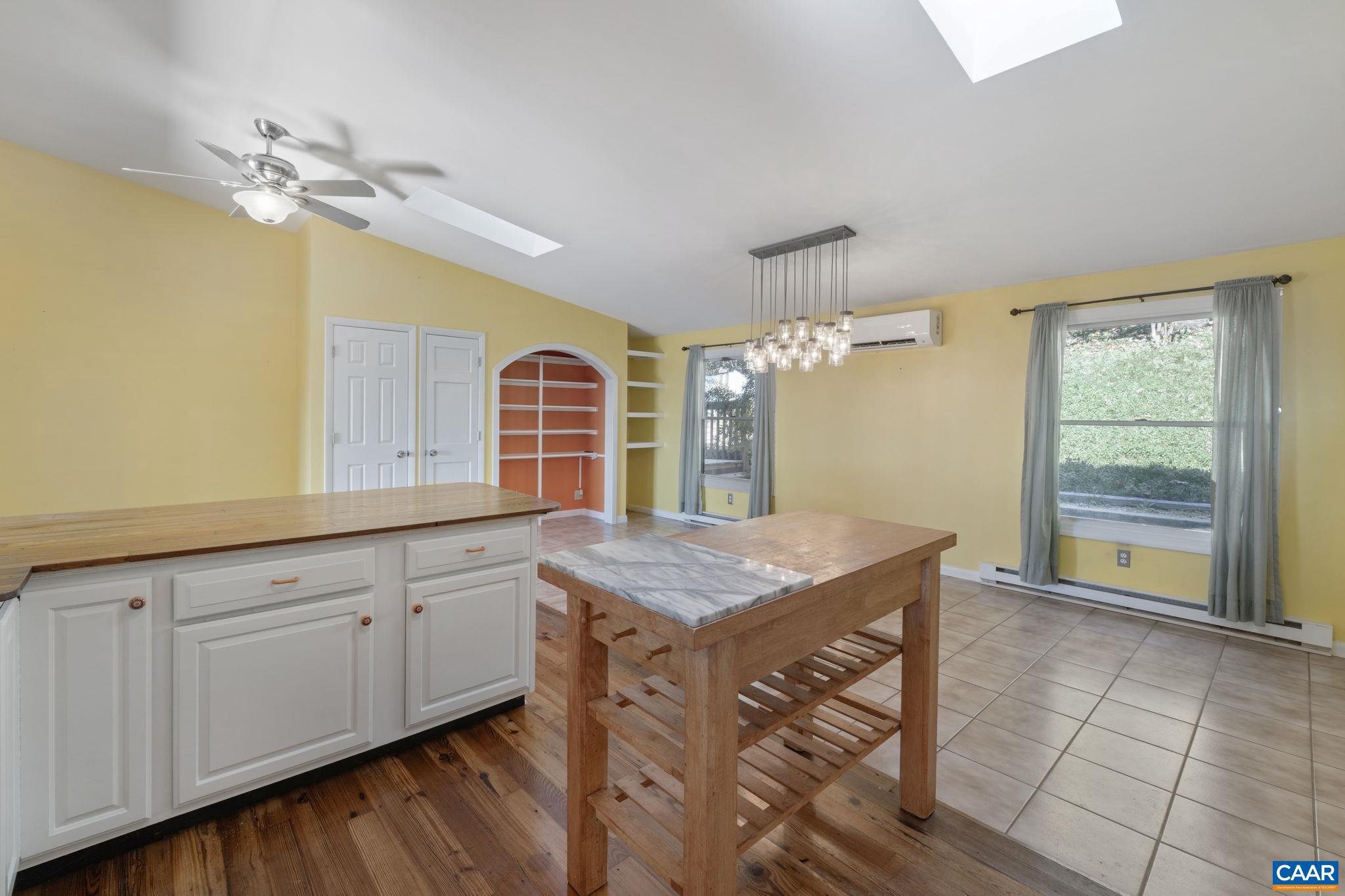 FARM COLONY - Residential