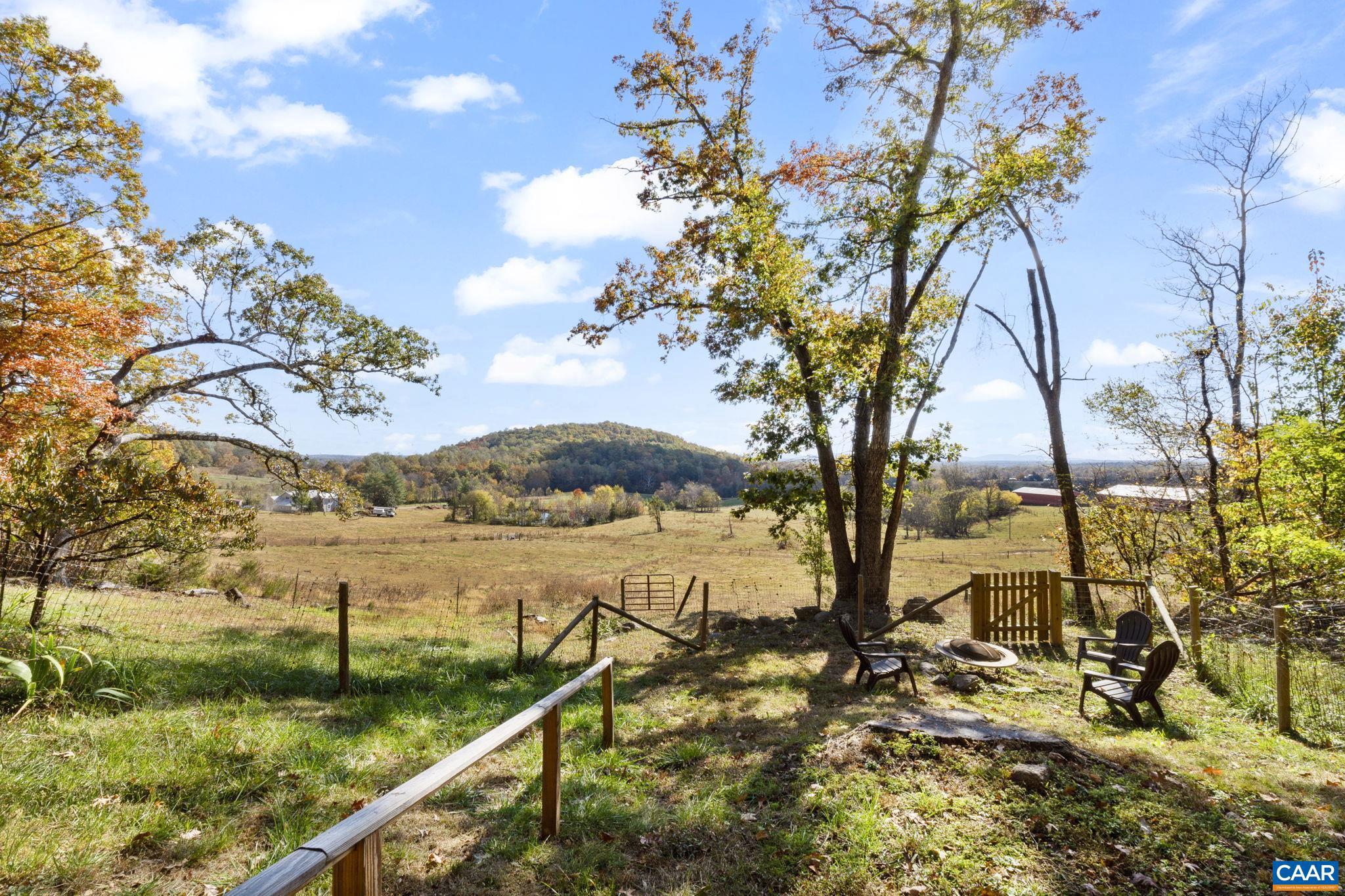 FARM COLONY - Residential
