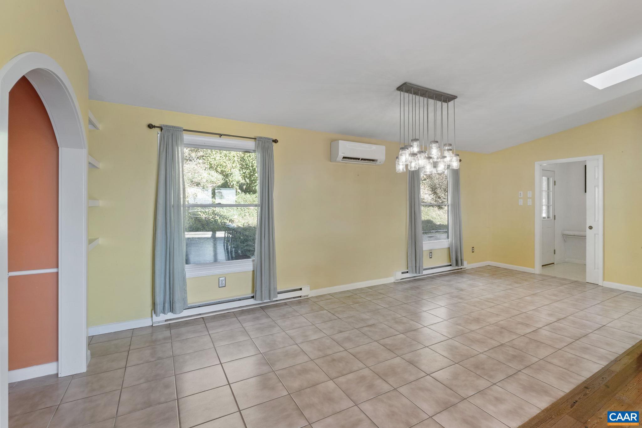 FARM COLONY - Residential