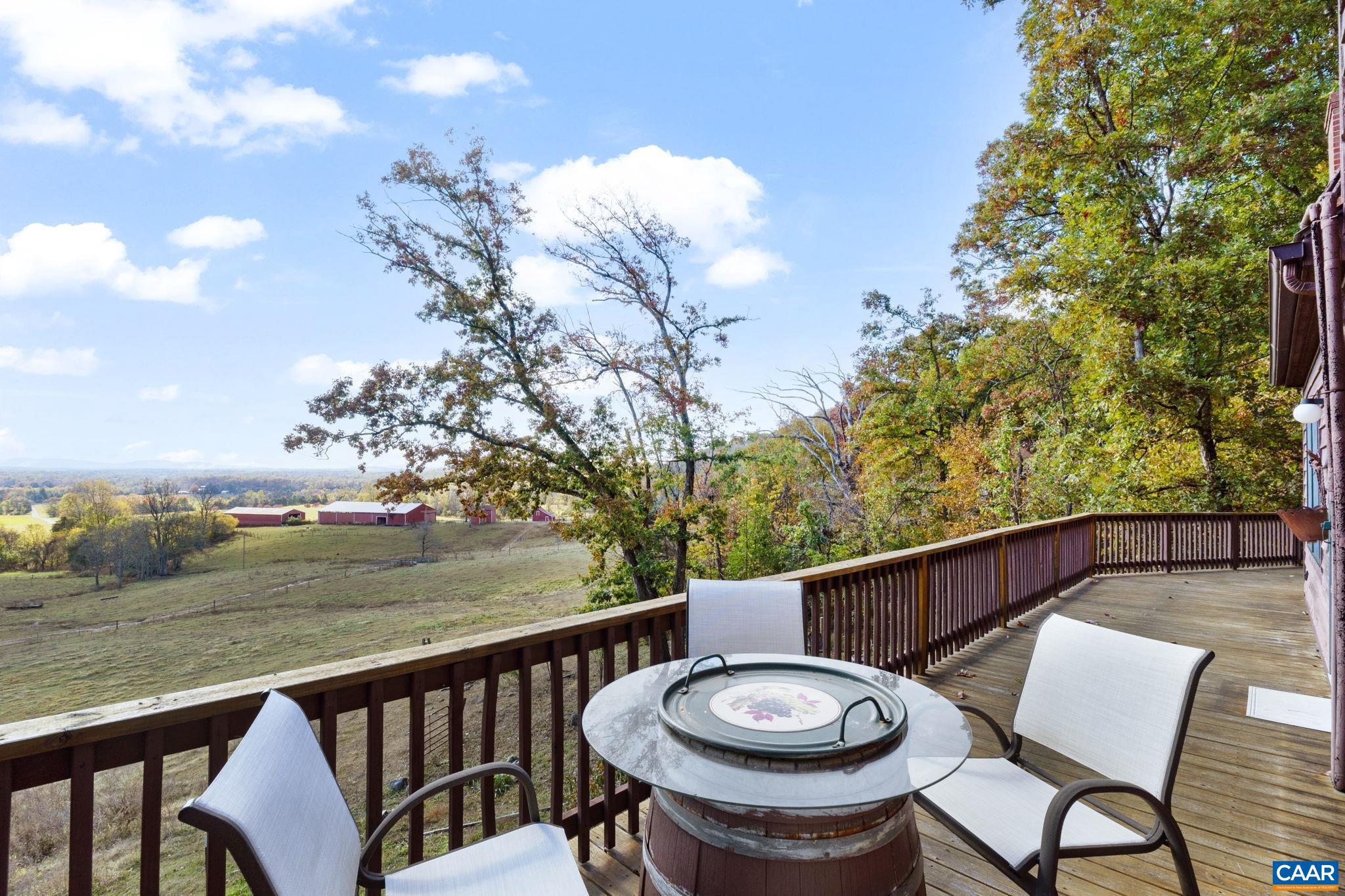 FARM COLONY - Residential