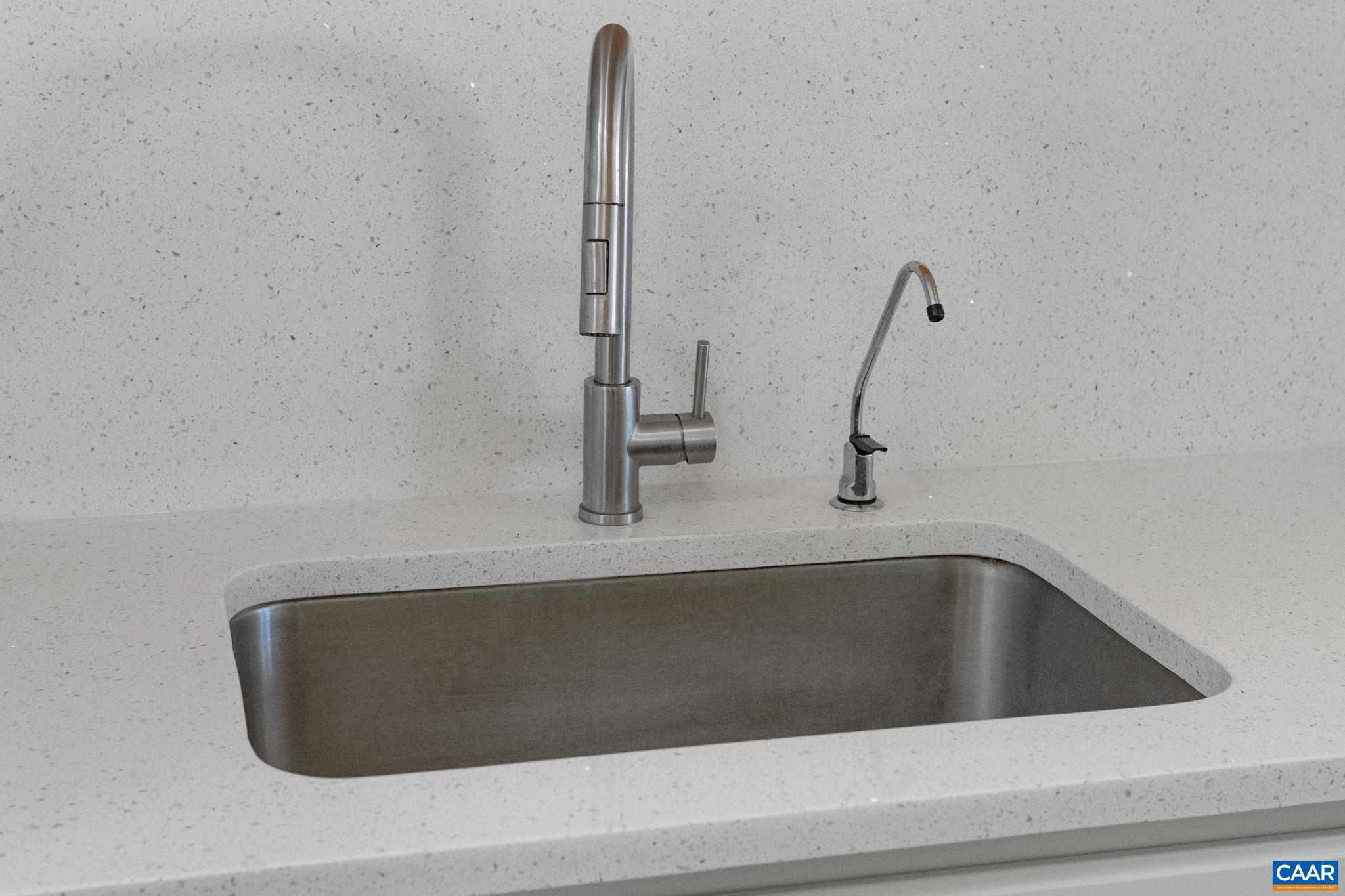 FARM COLONY - Residential