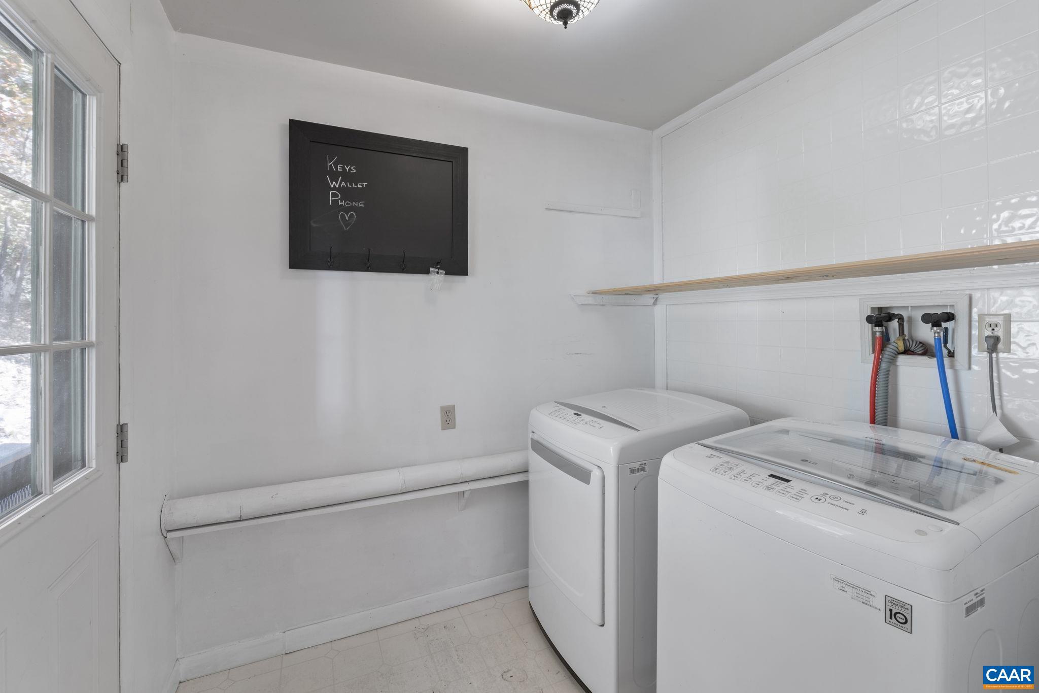 FARM COLONY - Residential