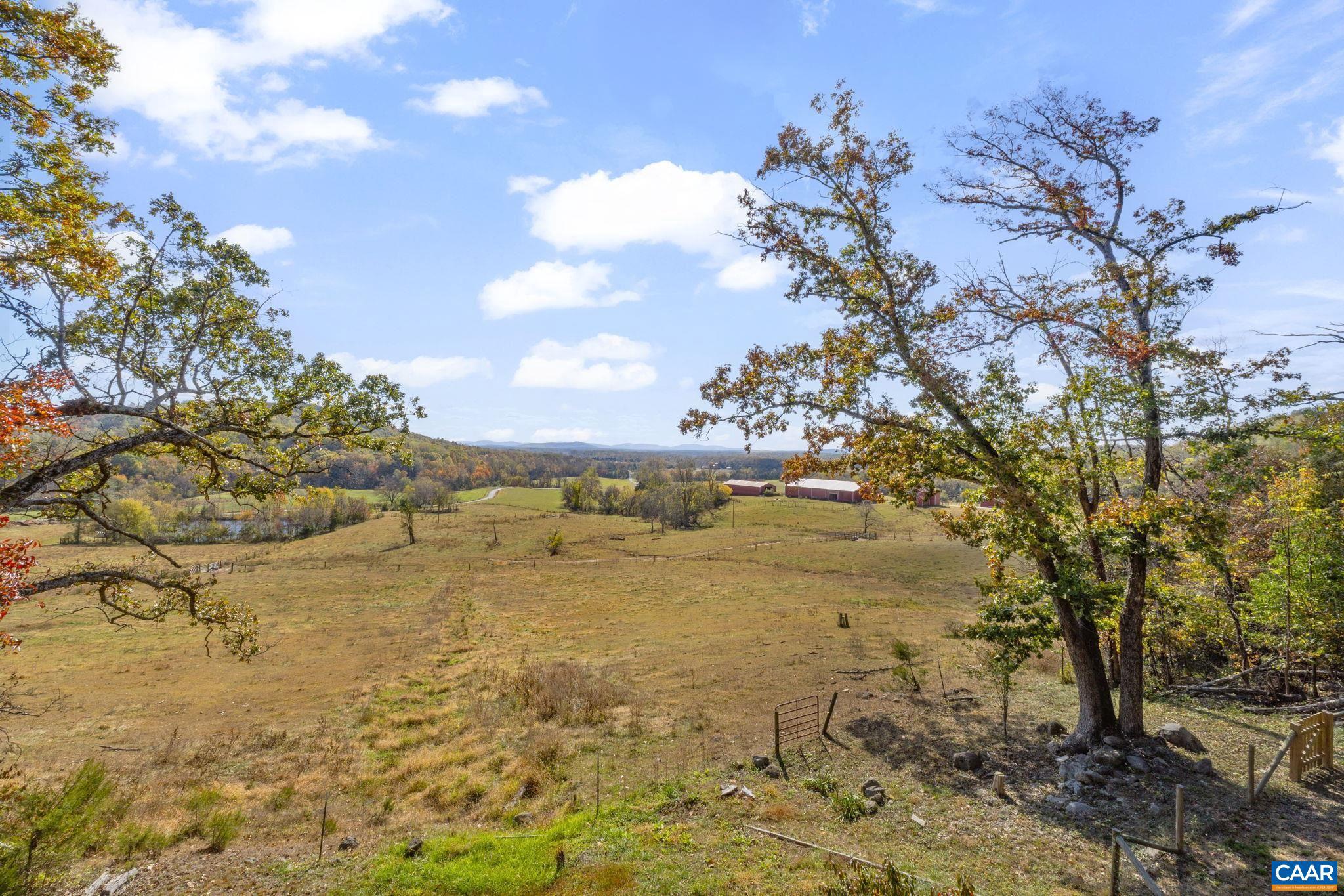 FARM COLONY - Residential