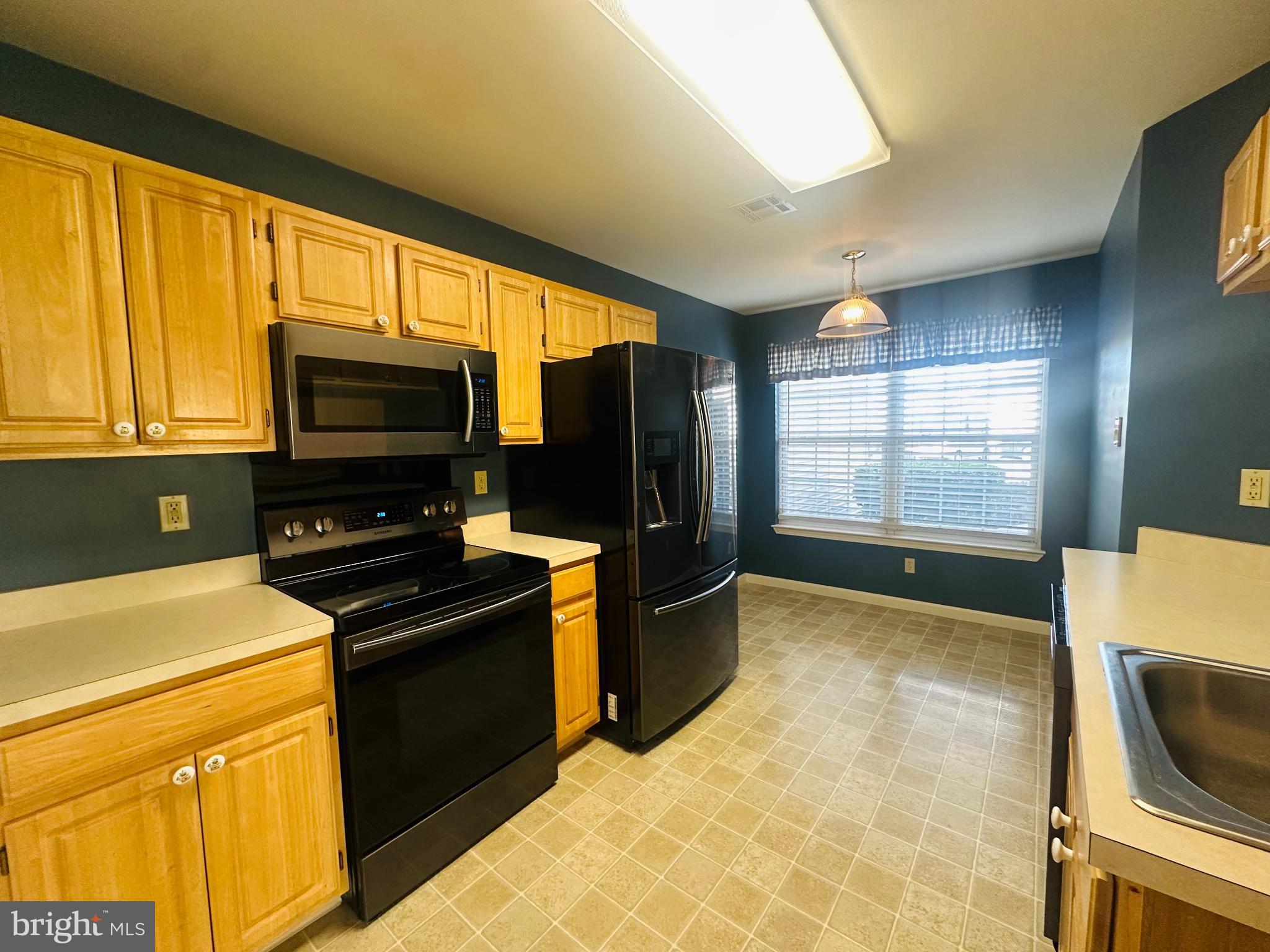 RESERVE AT HERSHEY MEADOW - Residential Lease