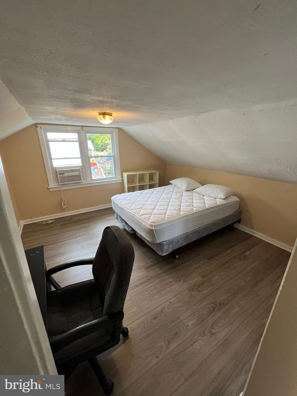 ELVATON ACRES - Residential Lease