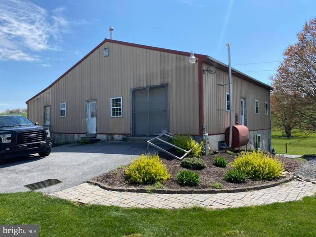 Photo of 125 California Road, NARVON, PA 17555 (MLS # PALA2075942)
