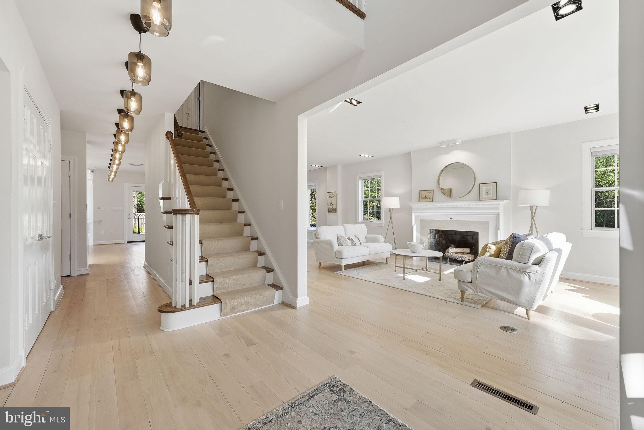 5801 POTOMAC AVENUE NW